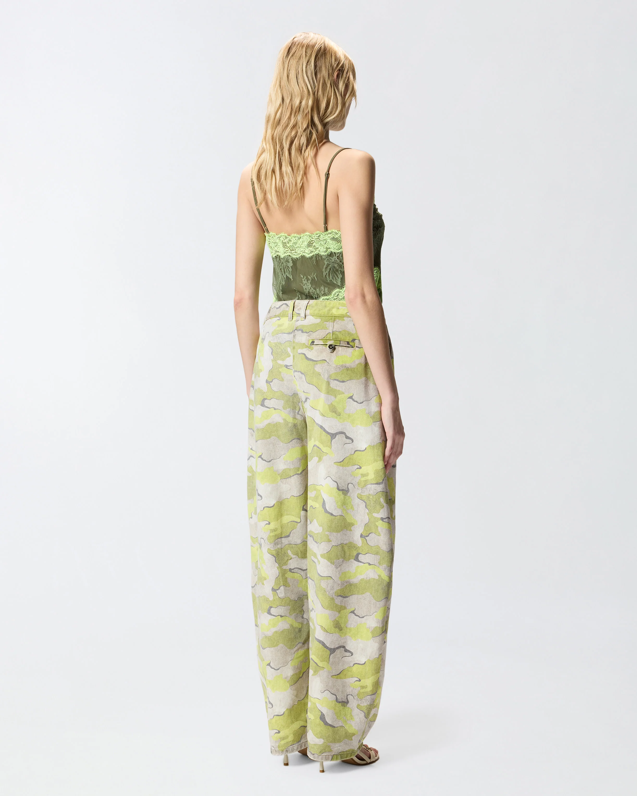 Camouflage balloon-fit trousers - Image 3