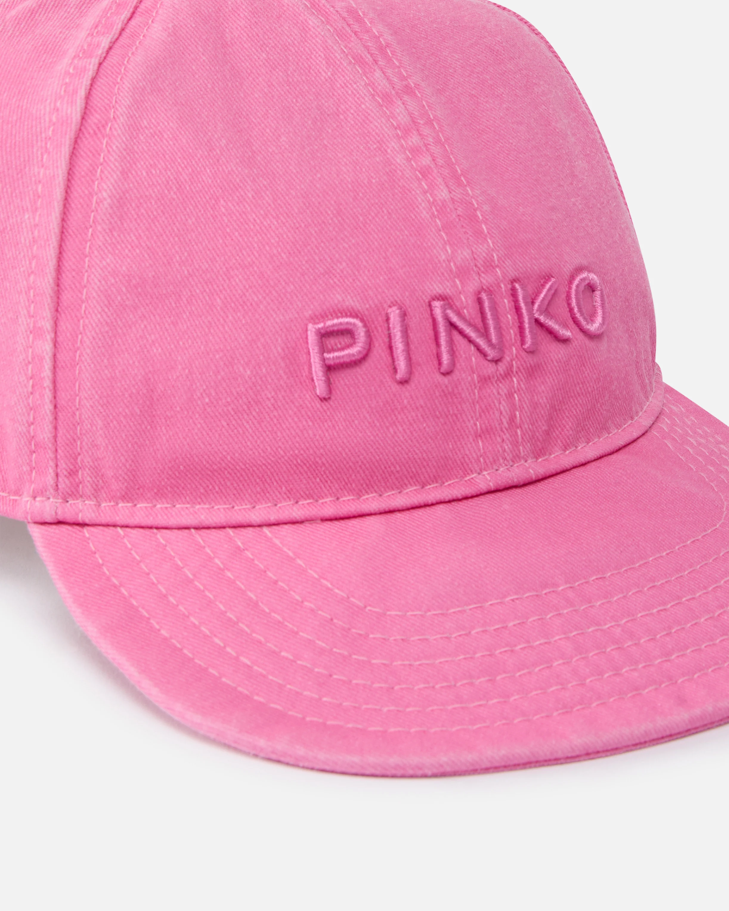 Cap with peak and fading - Image 3