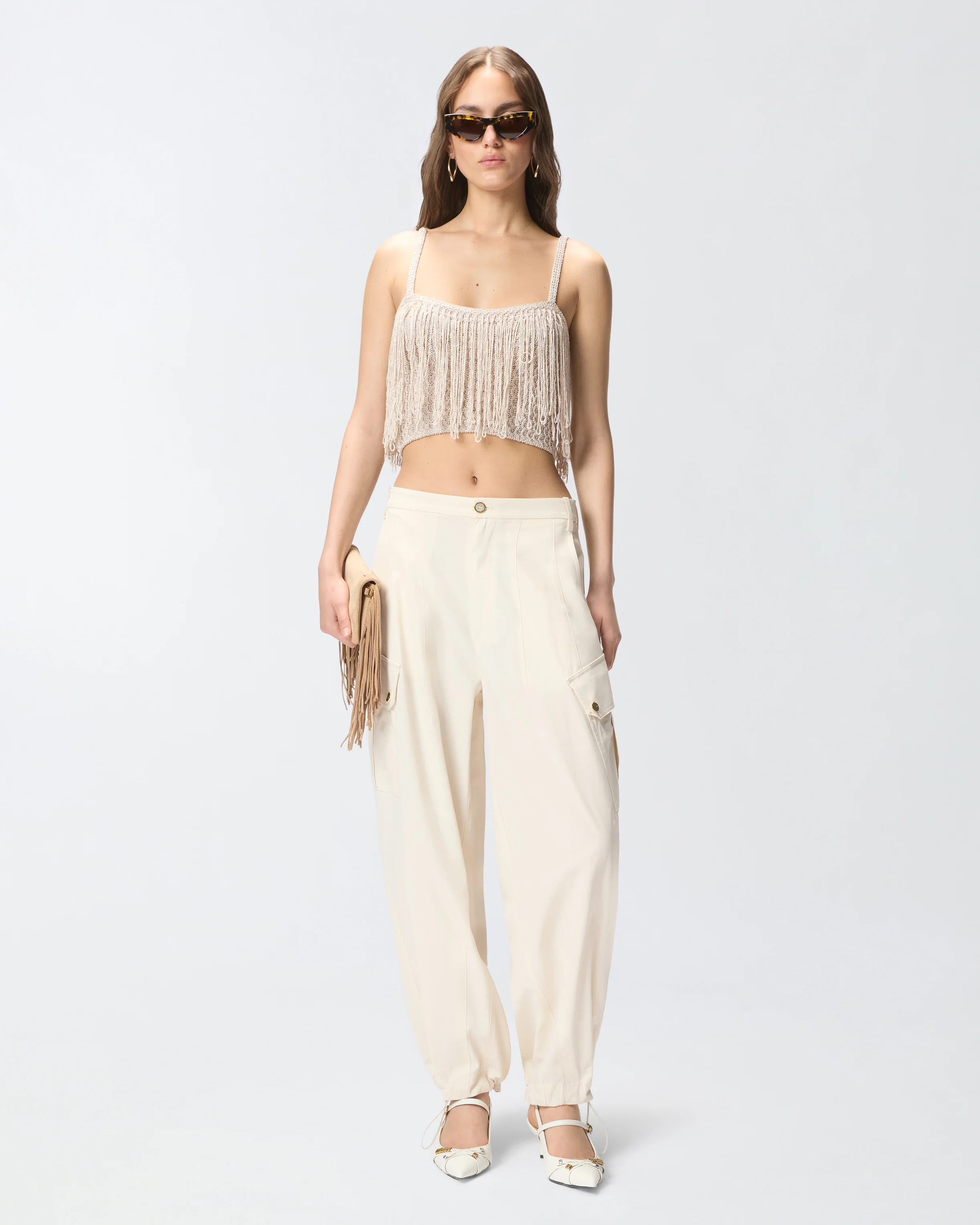 Crop top in knit with fringes - Image 2