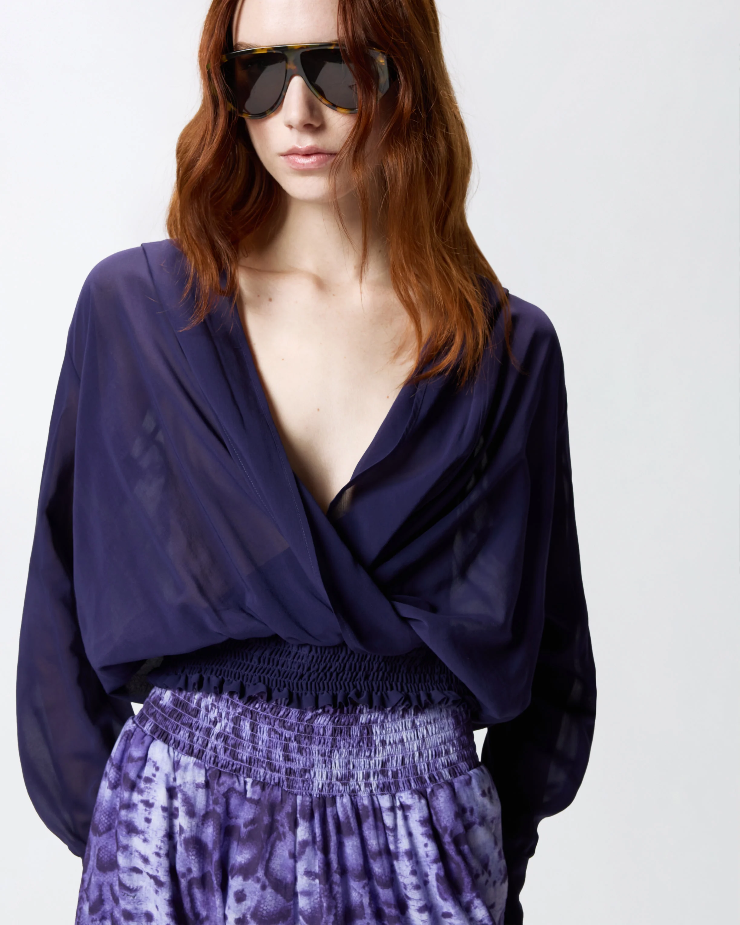 Cropped blouse with hood and sheer details - Image 4