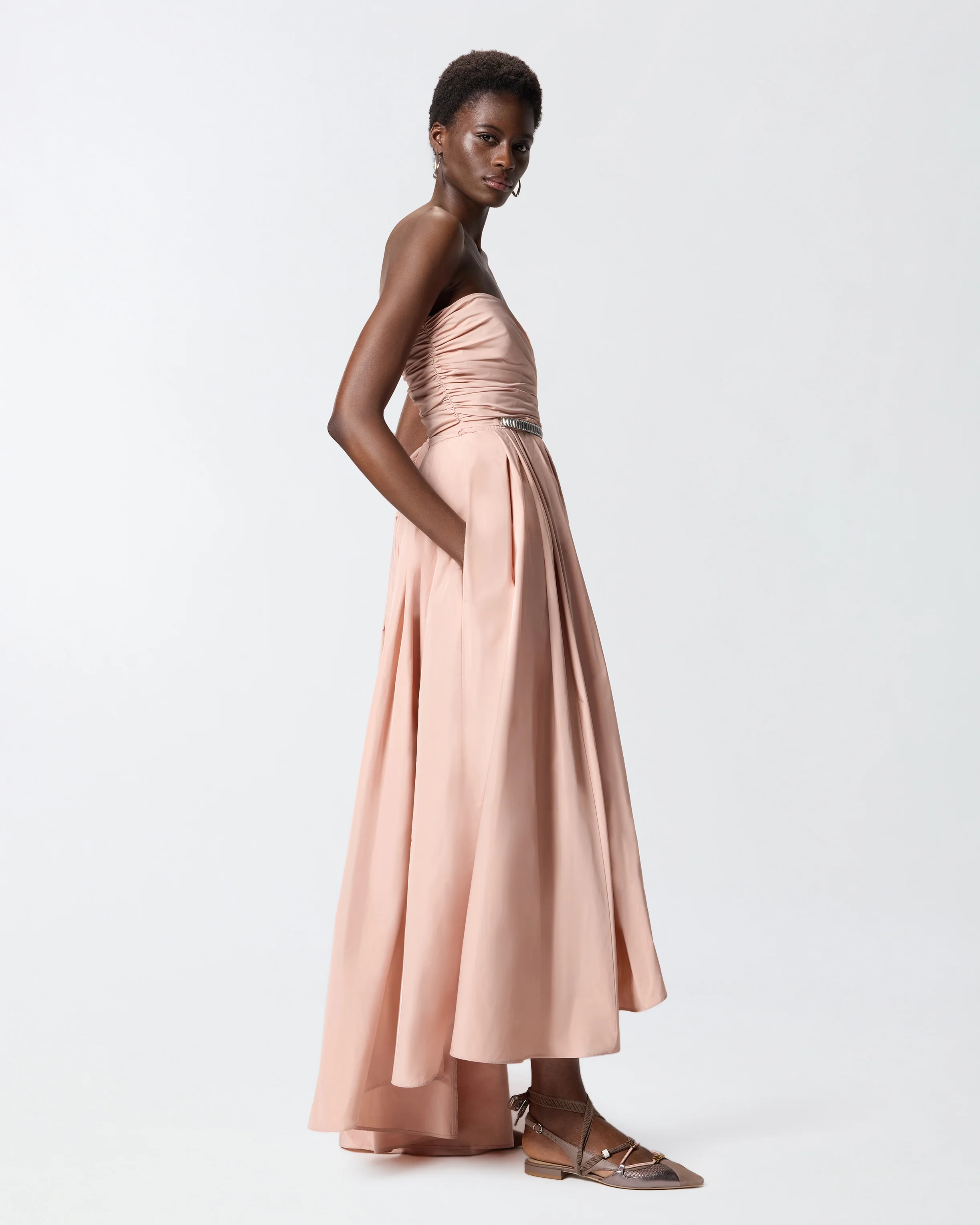 Elegant long dress with jewel belt - Image 2