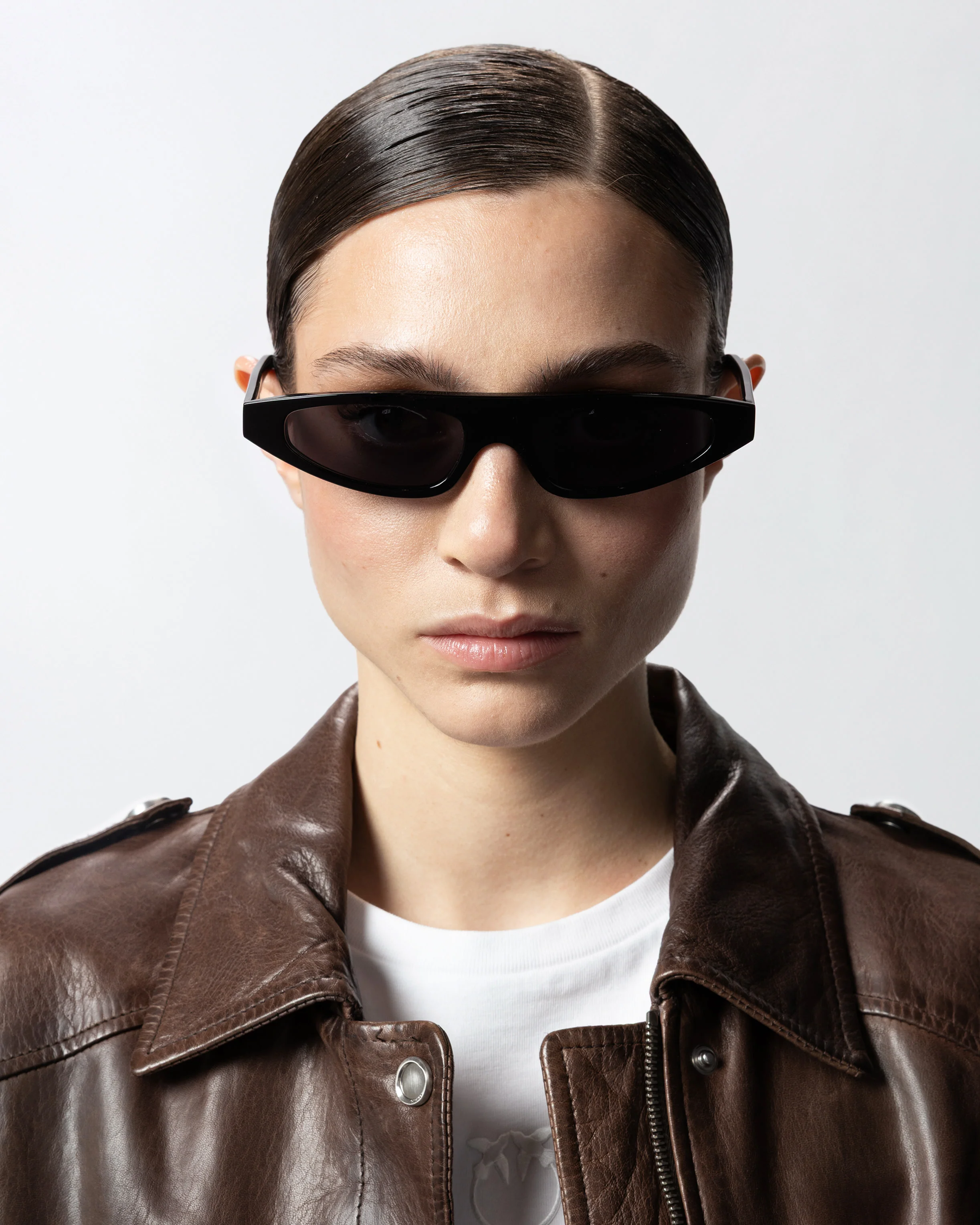 Elongated sunglasses - Image 5