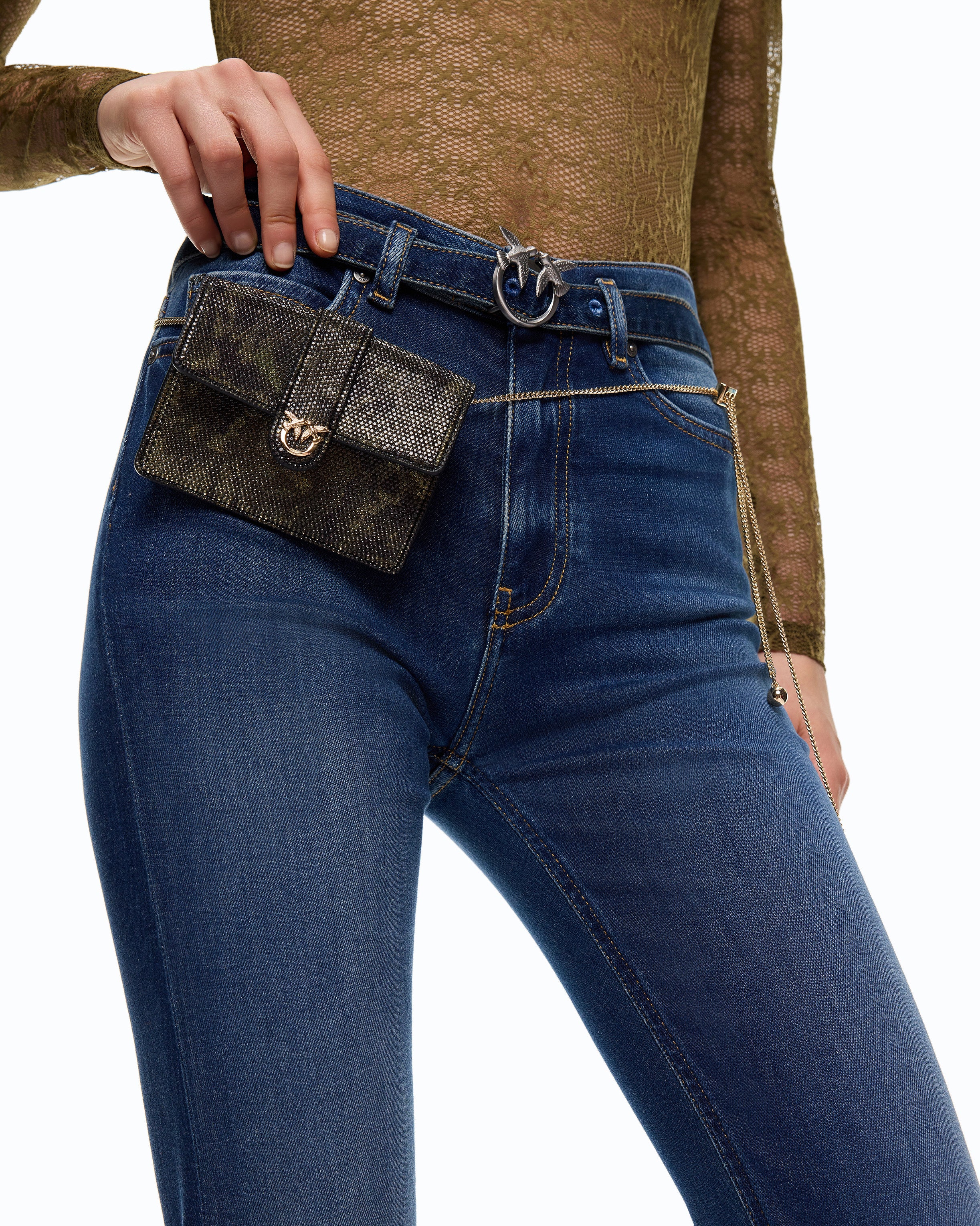 Flared jeans with belt - Image 3