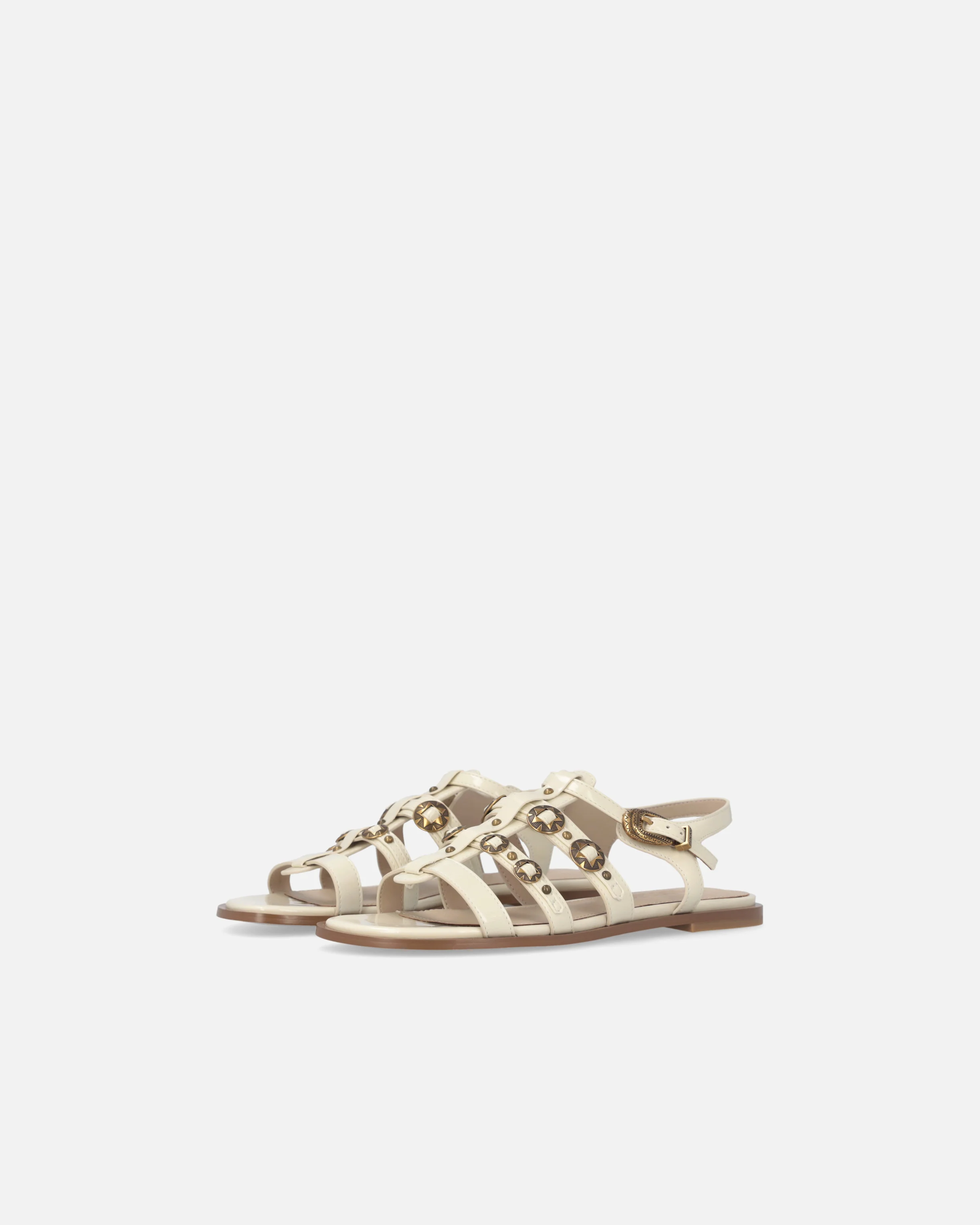 Flat sandals with straps and studs - Image 6