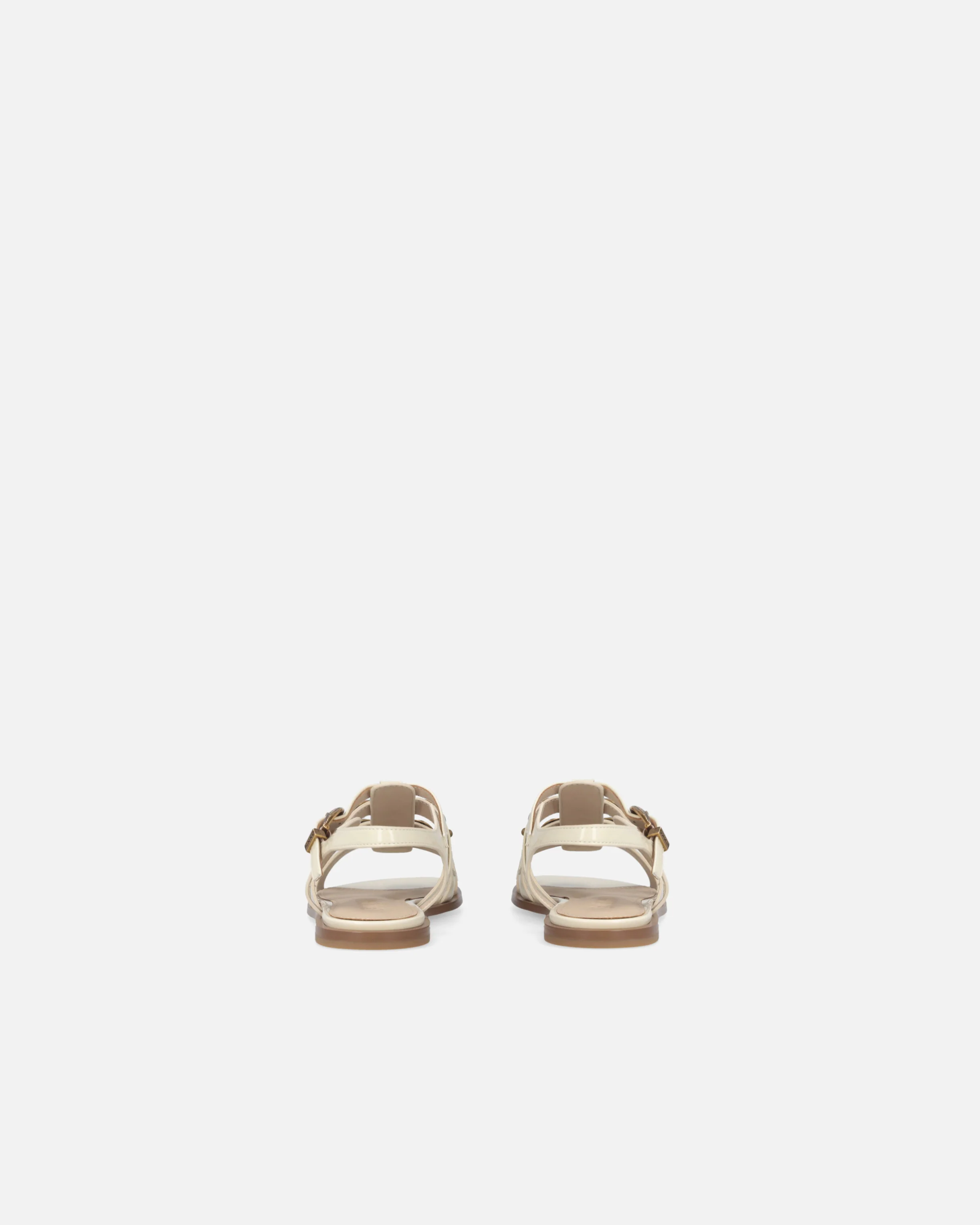 Flat sandals with straps and studs - Image 8