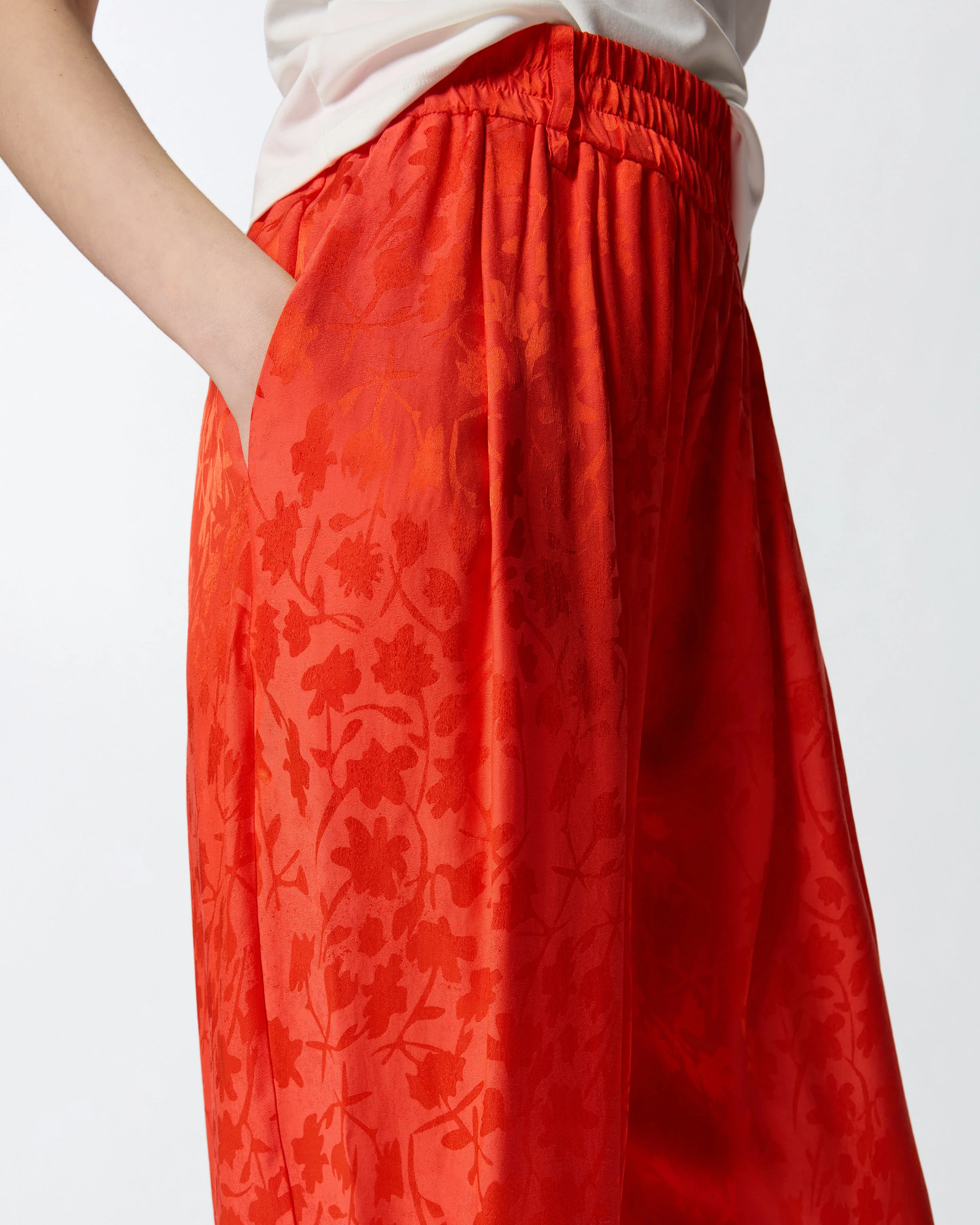 Floral jacquard trousers - Image 4