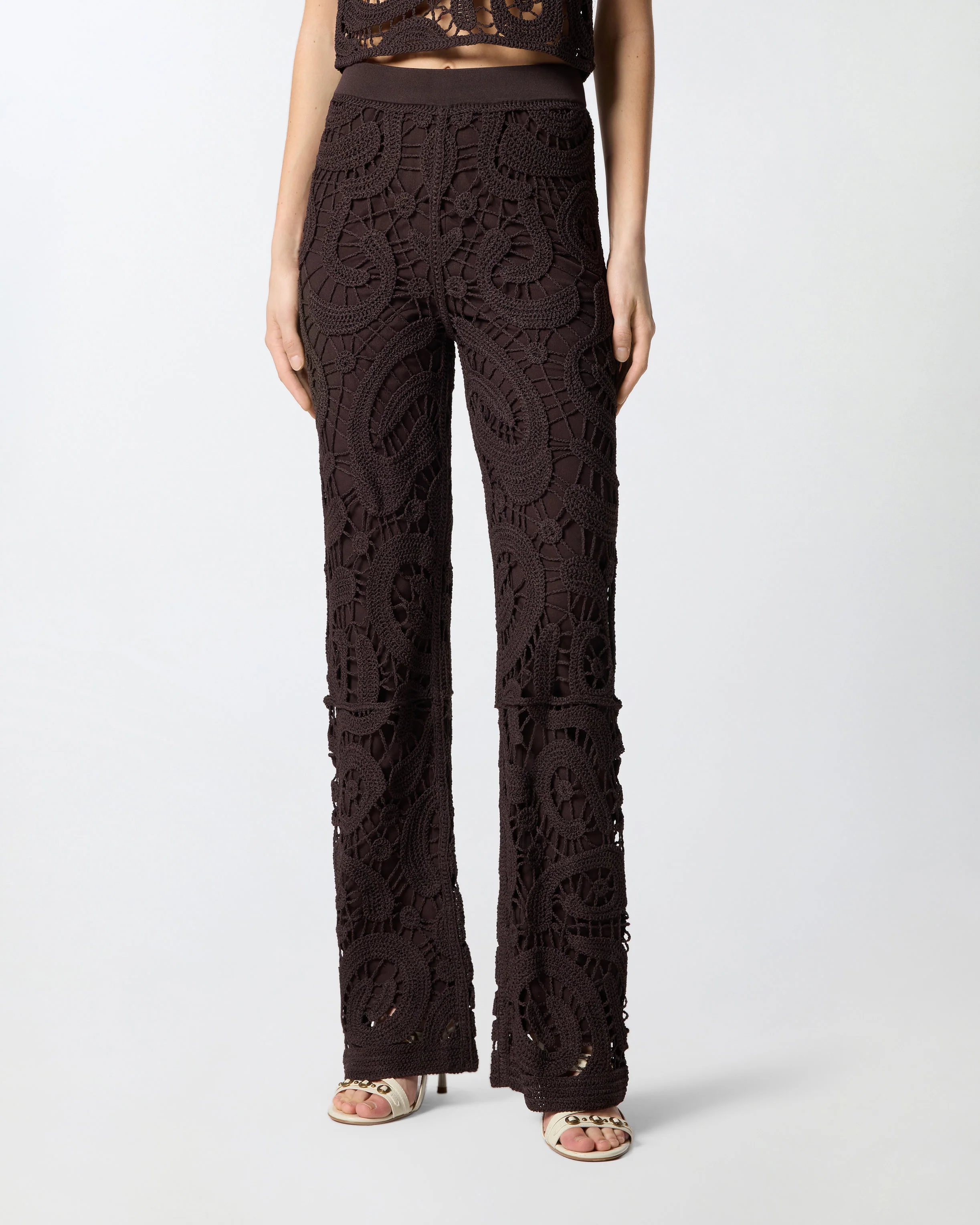 Geometric crocheted trousers - Image 2