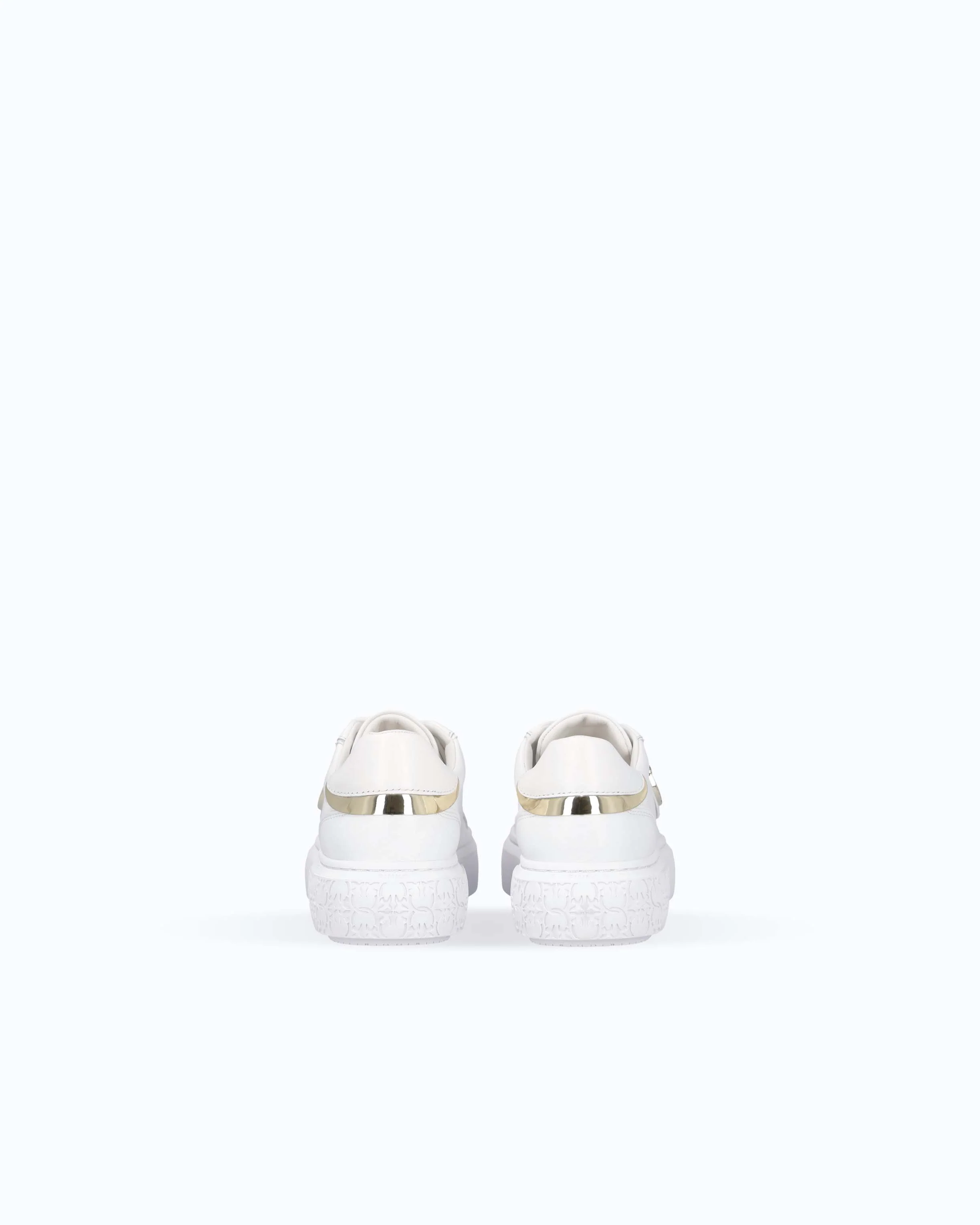 High-soled flatform sneakers with metal logo - Image 8