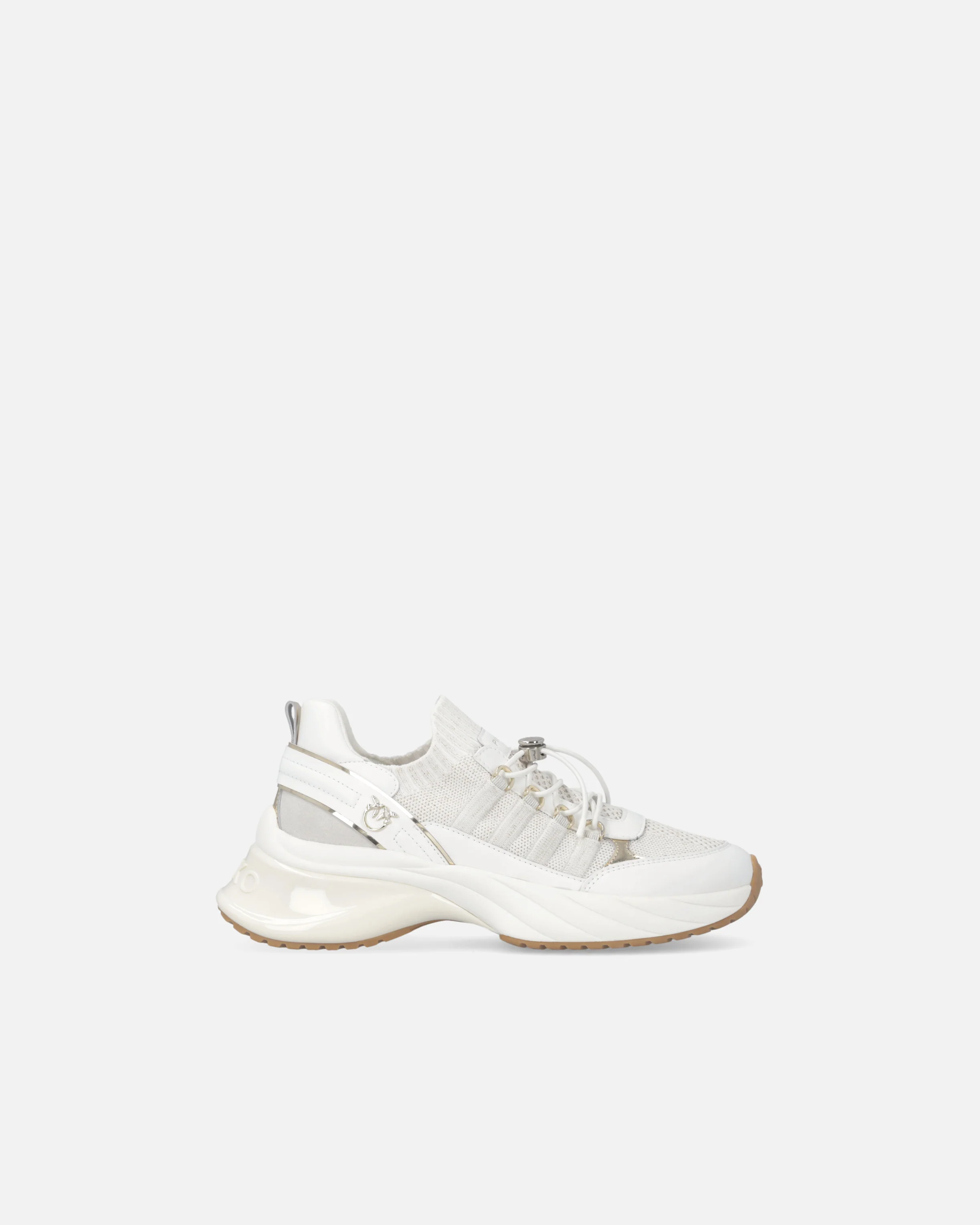 Knitted sneakers with laces and cord lock