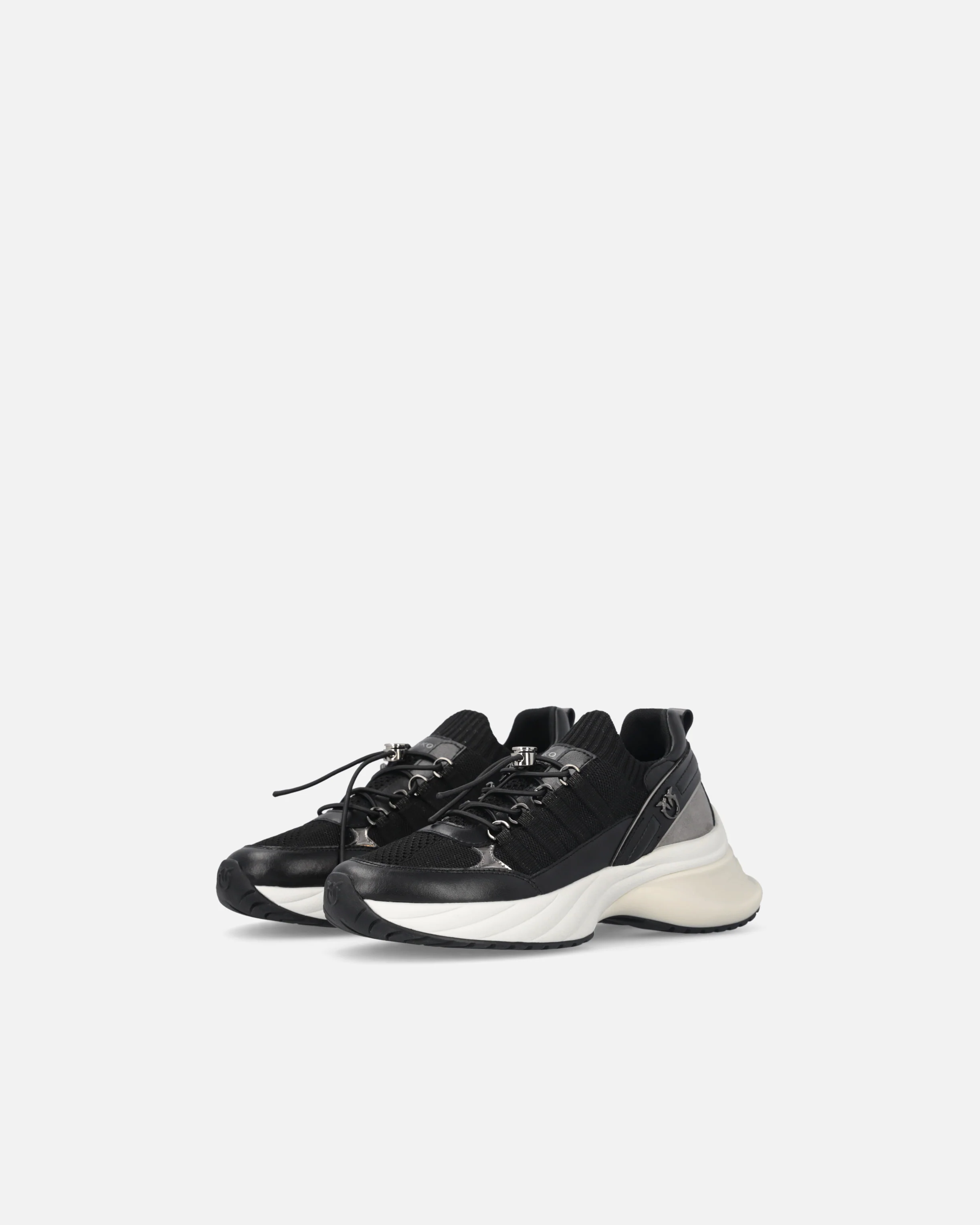 Knitted sneakers with laces and cord lock - Image 6