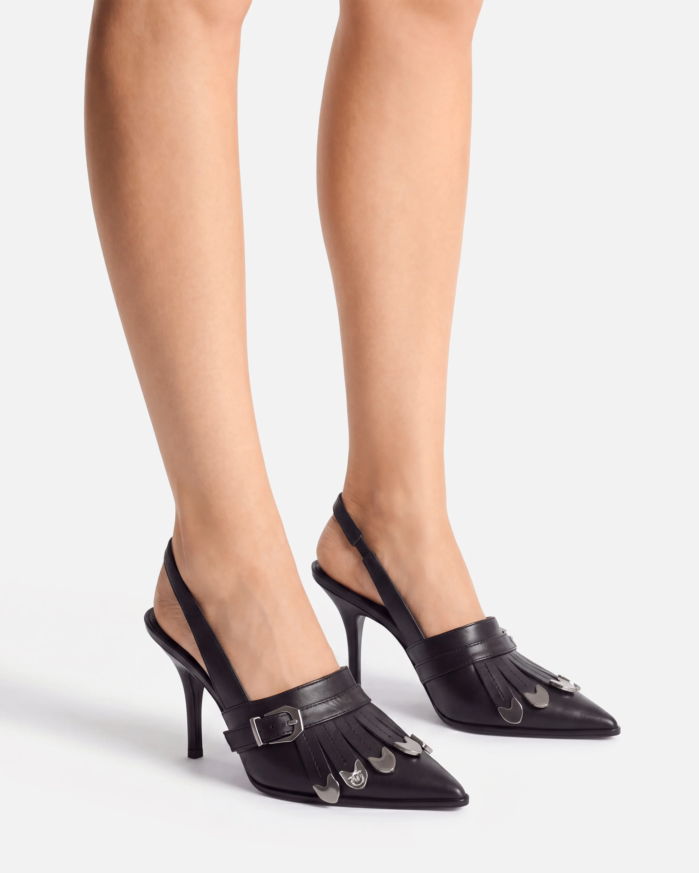 Leather slingbacks with saddlery-inspired details - Image 10