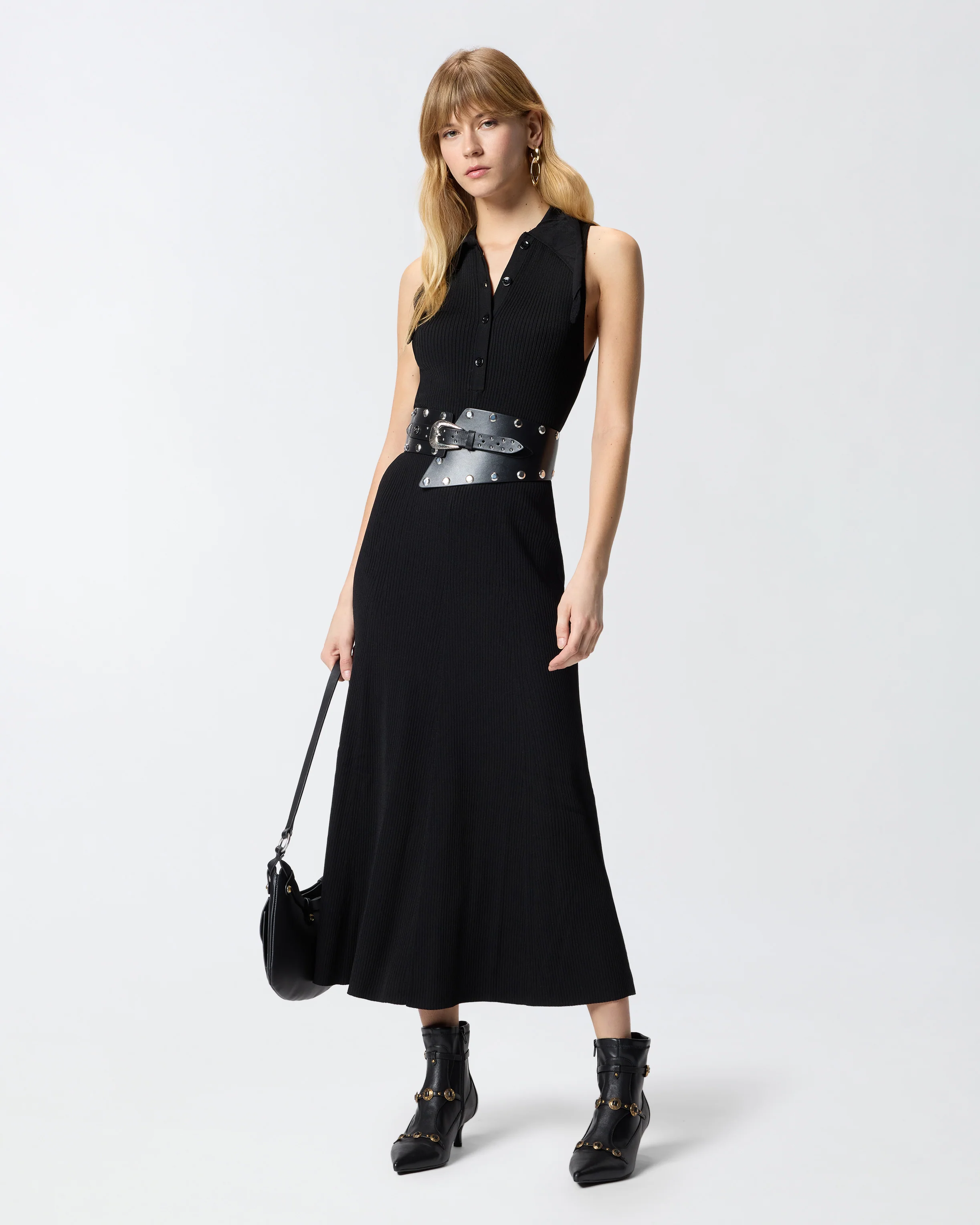Long ribbed dress with bandana collar