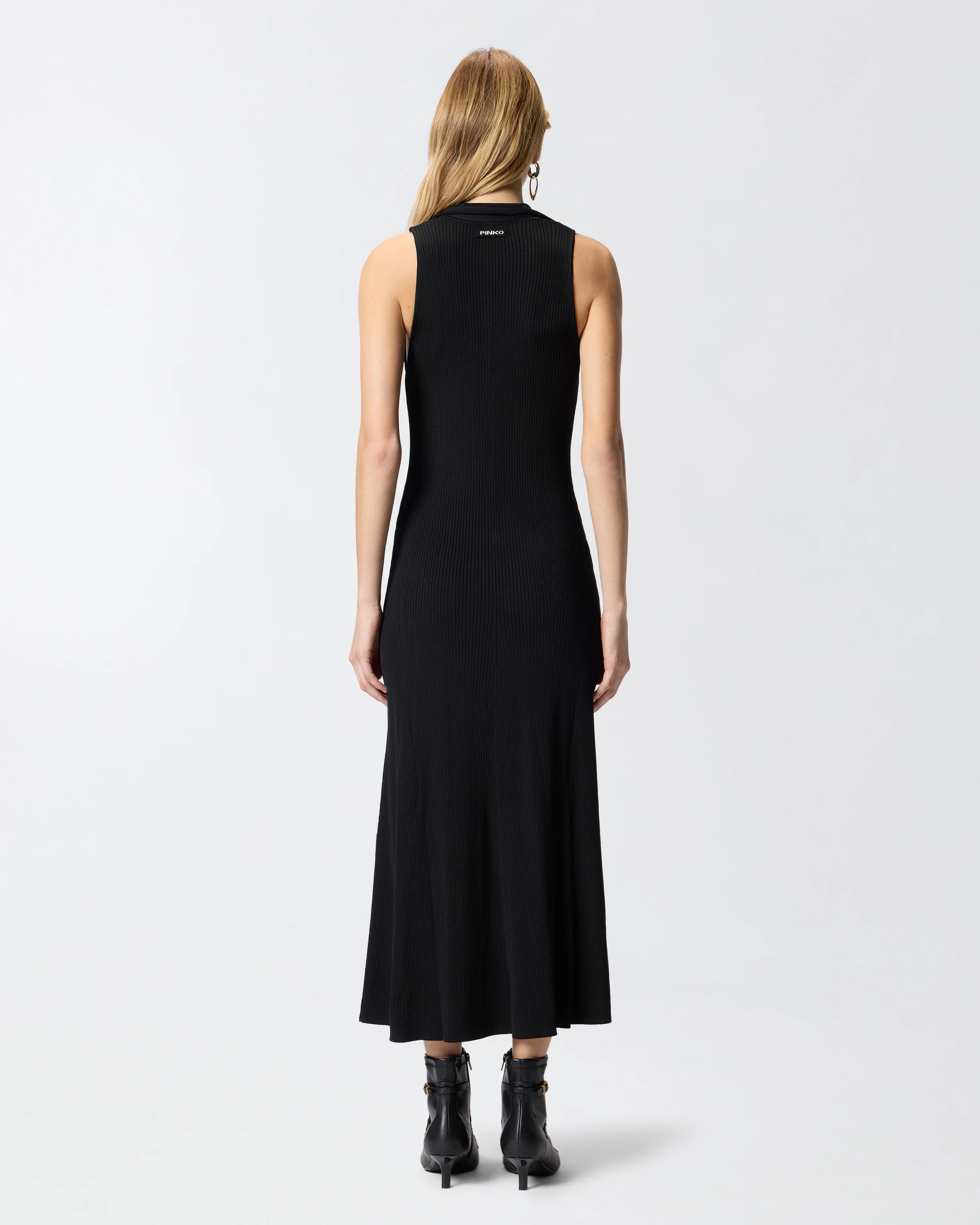 Long ribbed dress with bandana collar - Image 3
