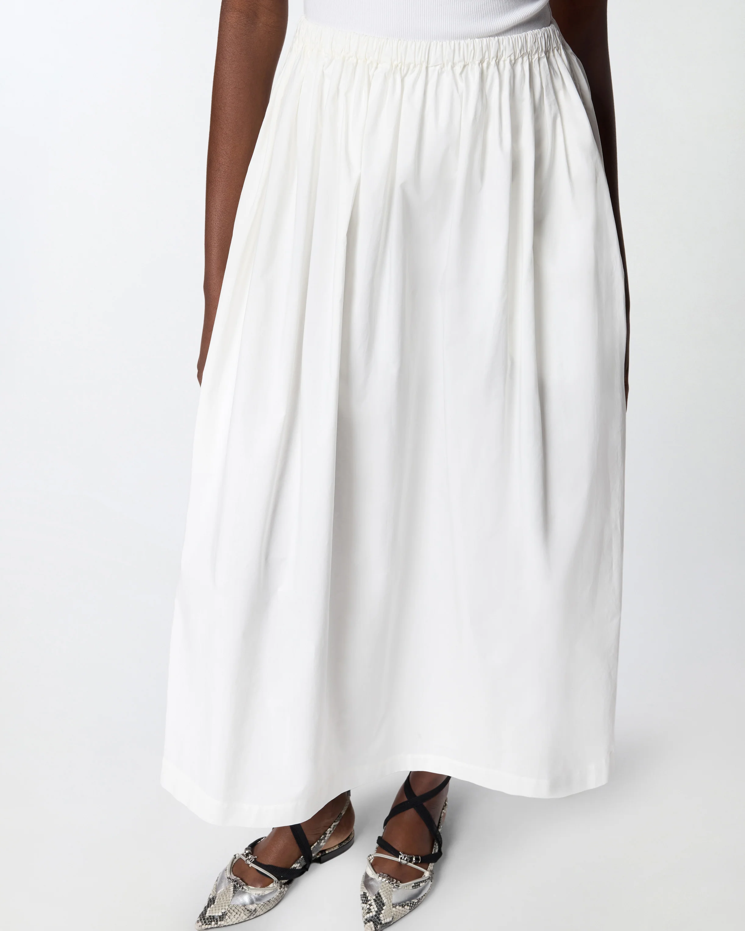 Long skirt with elasticated waist - Image 4