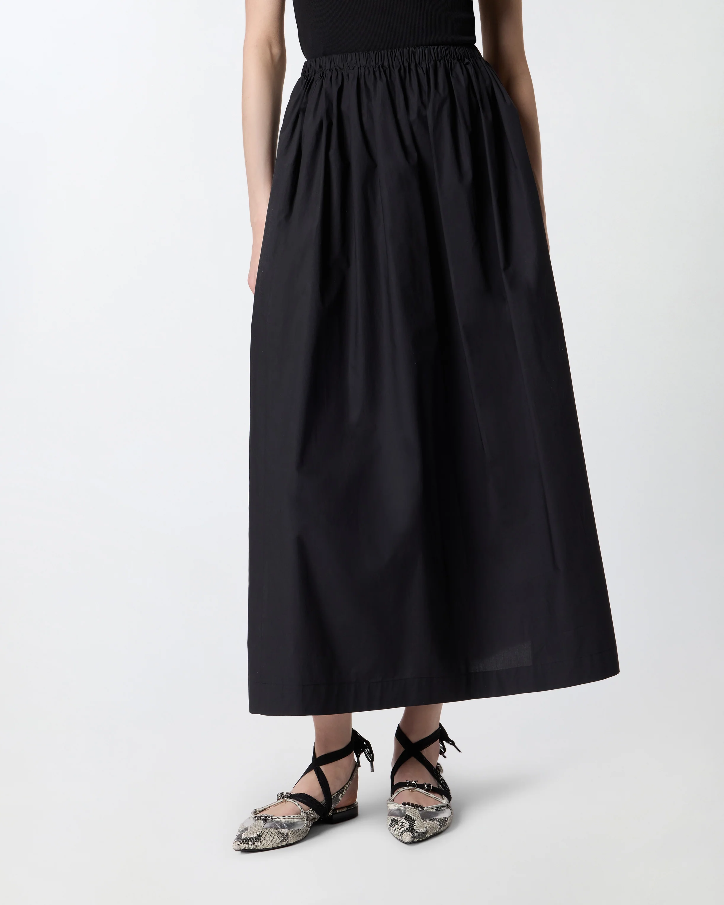 Long skirt with elasticated waist - Image 2