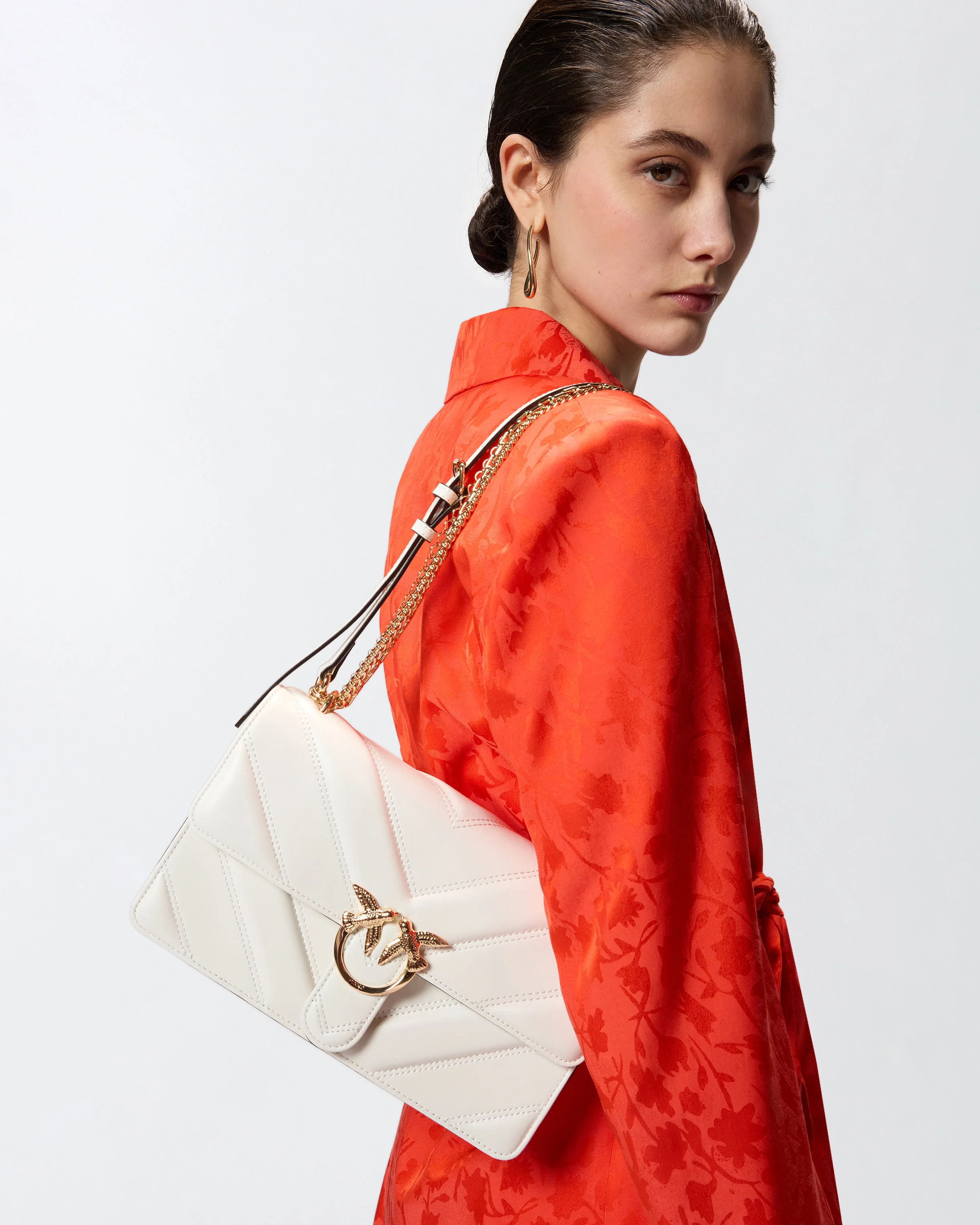 Love Bag One medium shoulder bag in chevron leather and nappa with triple chain - Image 5