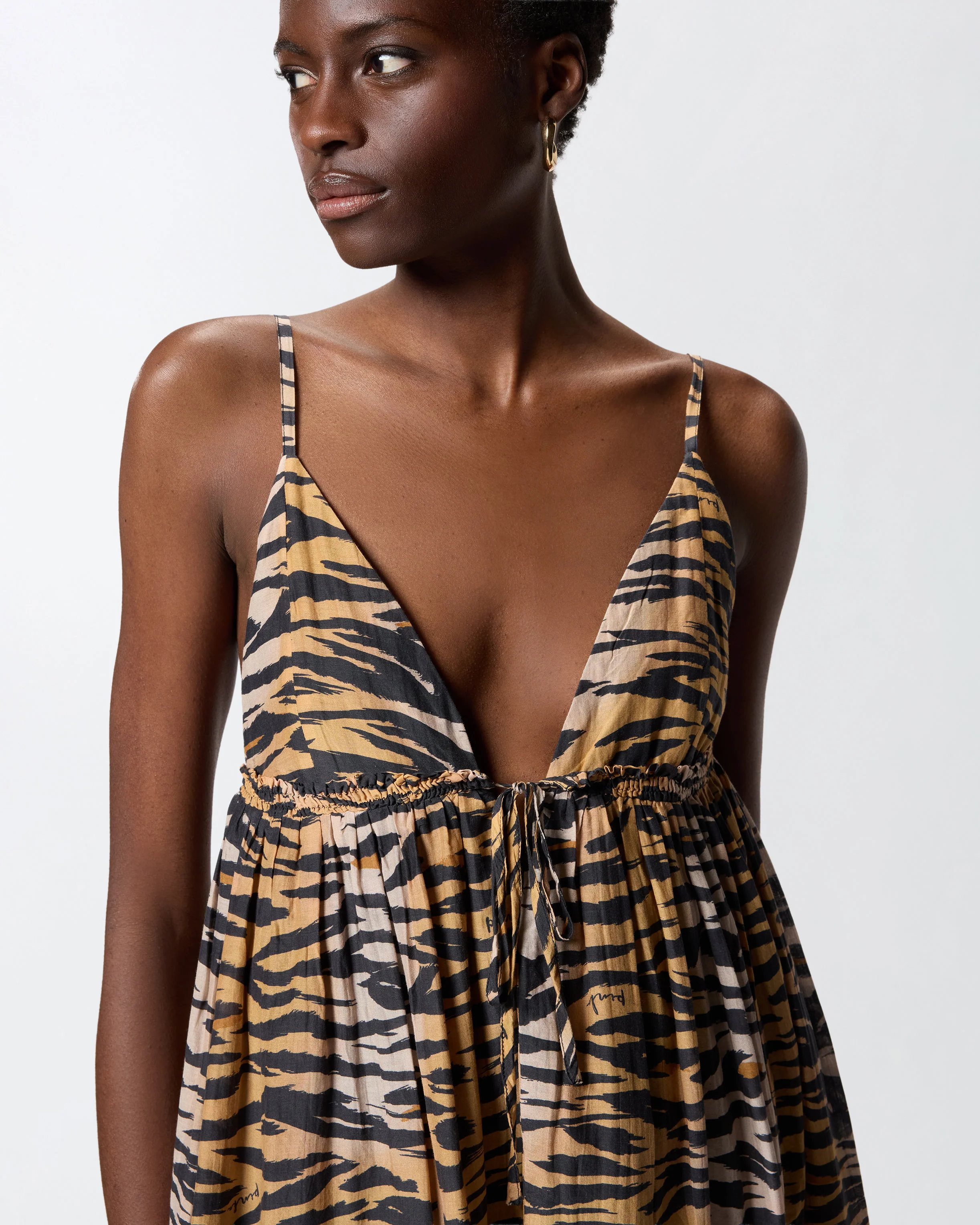 Mini dress with tiger print - Image 4