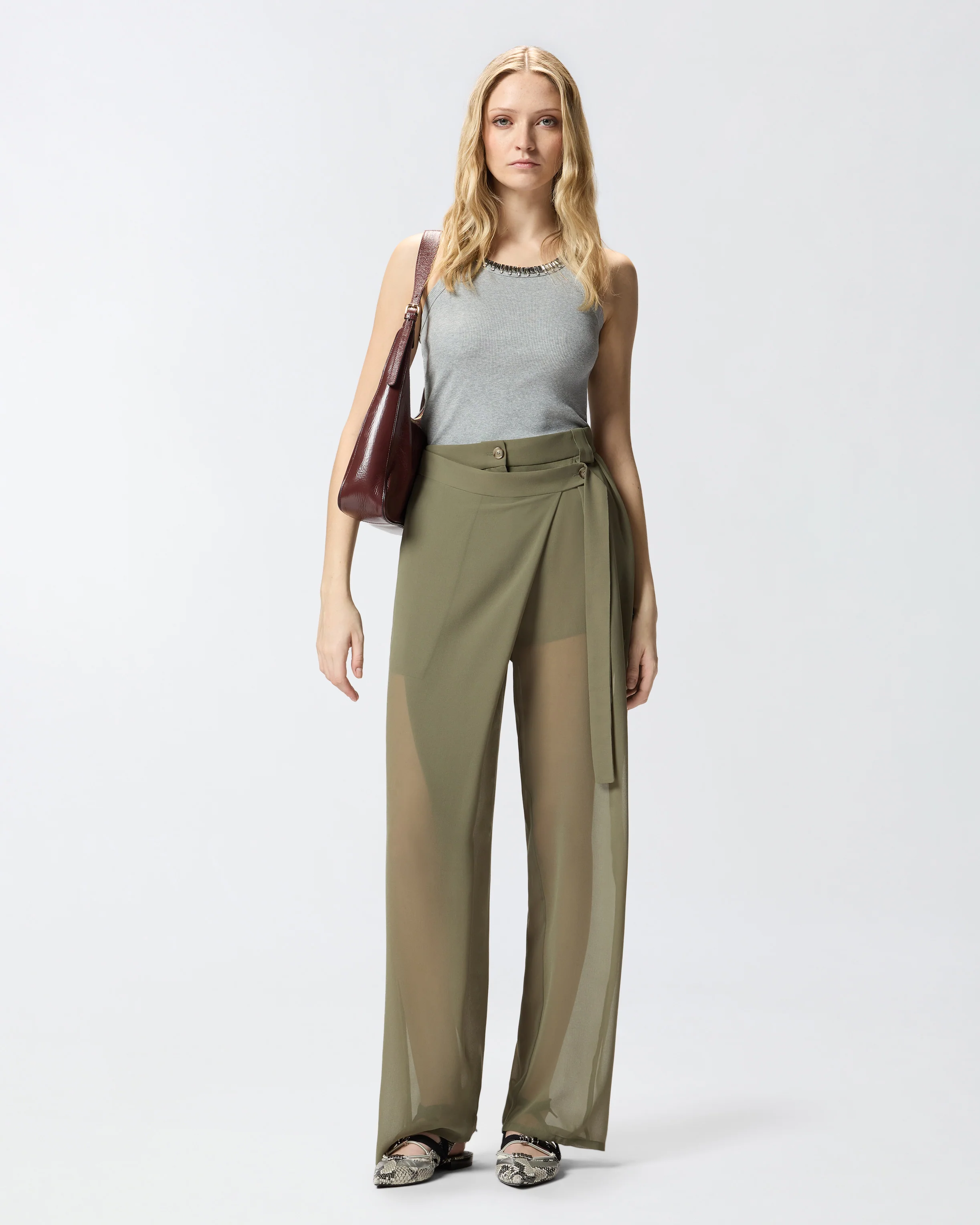 Ribbed top with bejewelled embellishment - Image 2