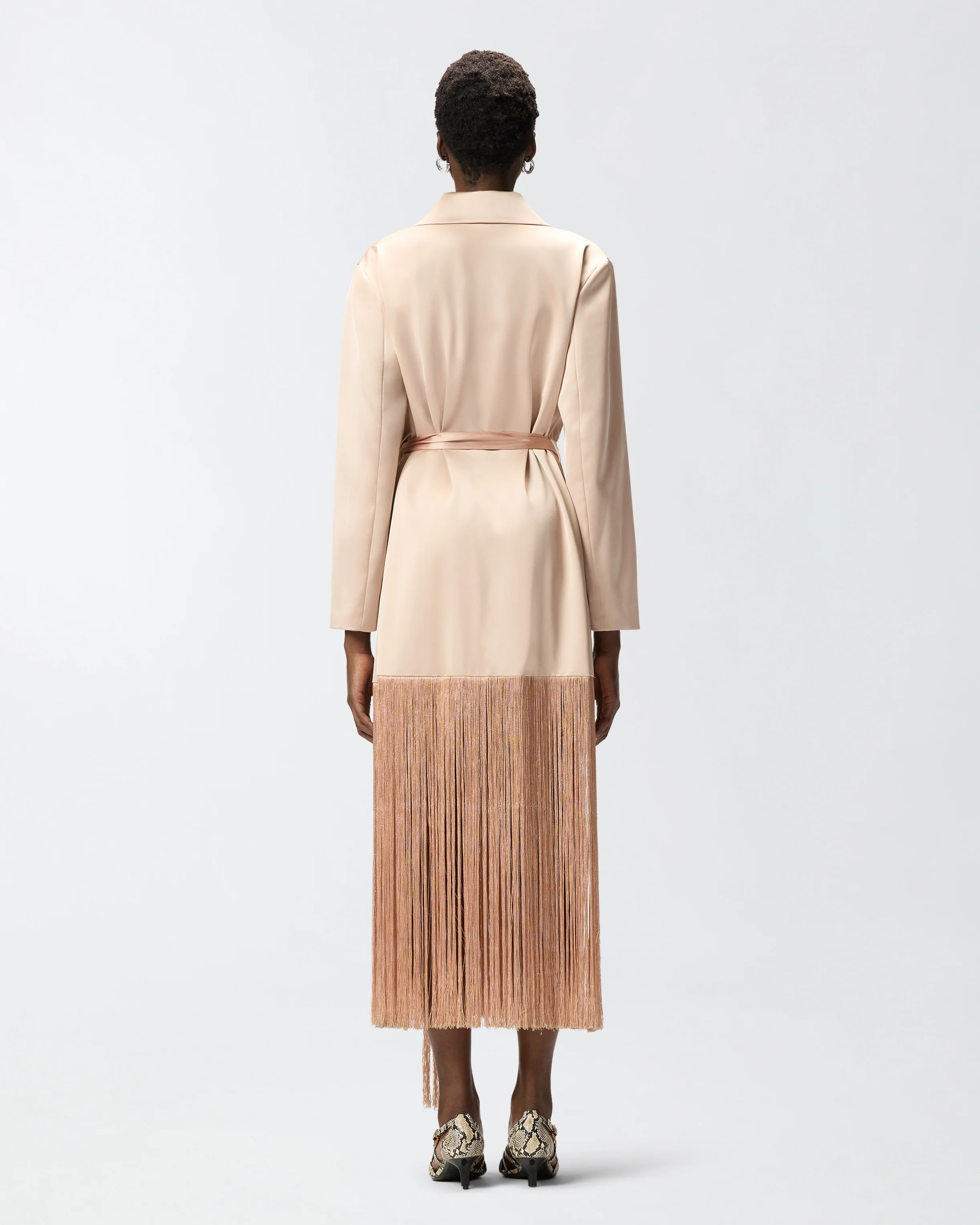 Satin trench coat with fringing - Image 3
