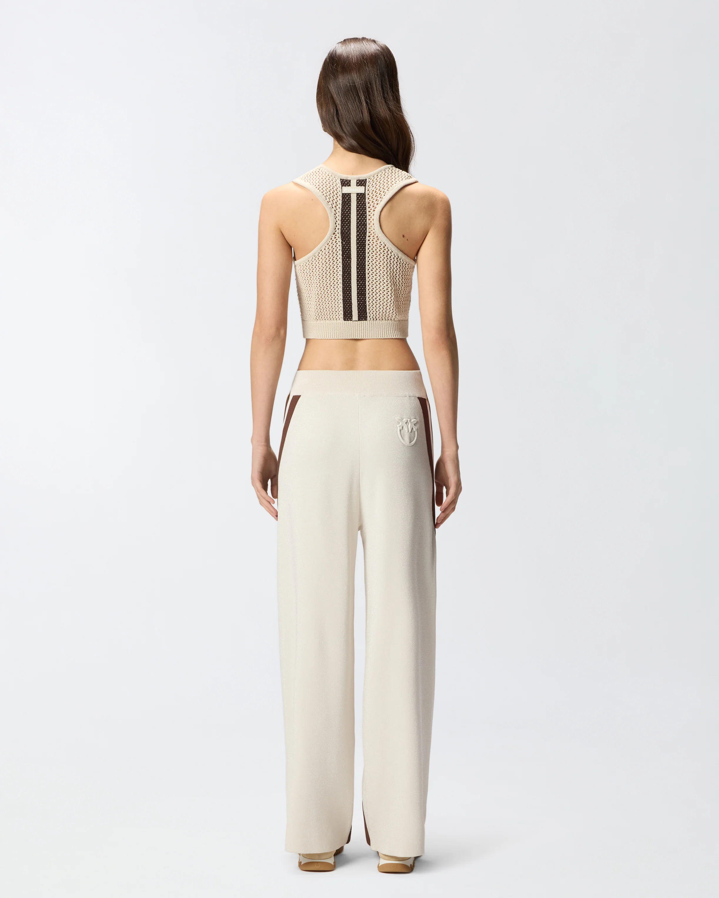 Sleeveless crop top with bands on the back - Image 3