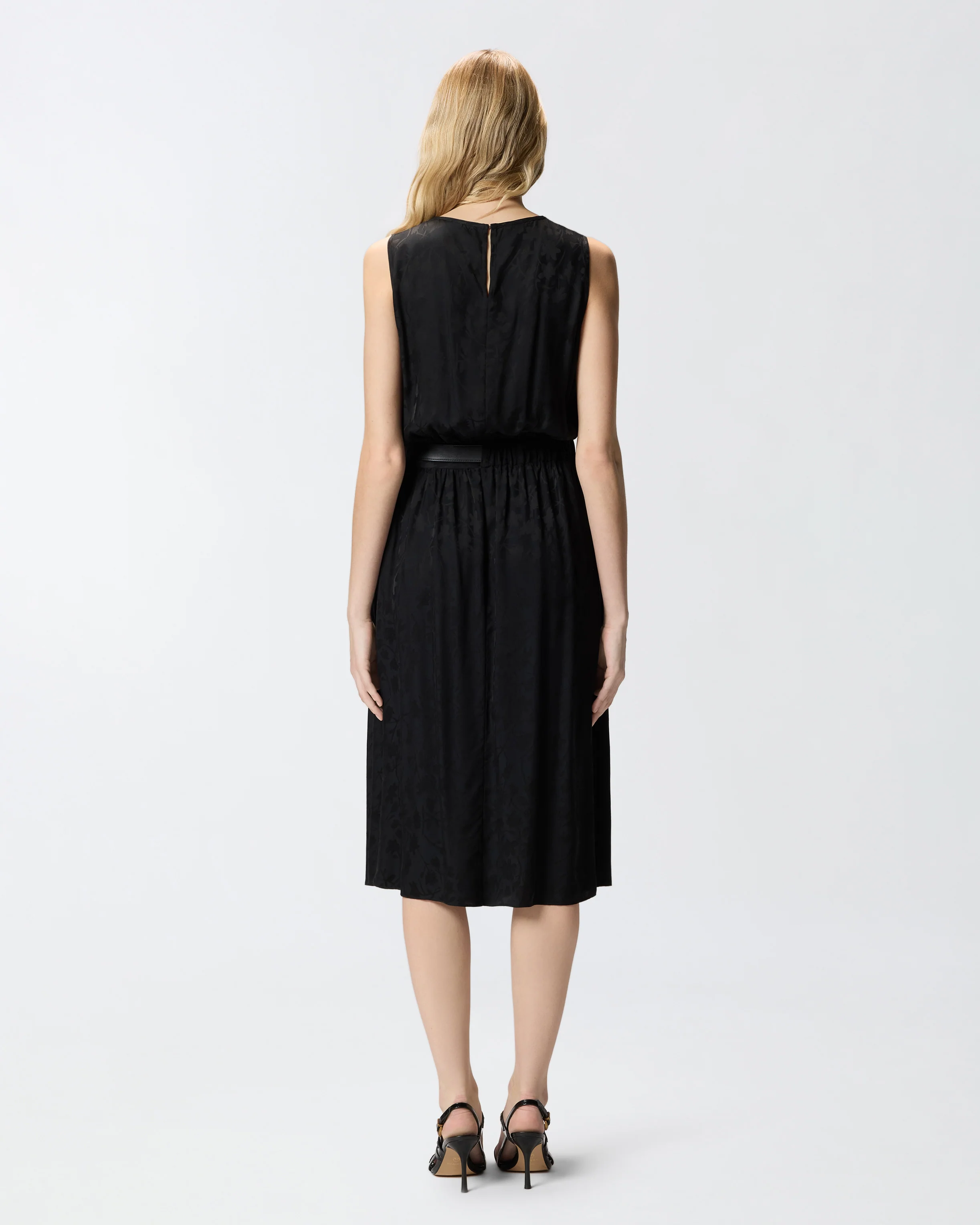 Sleeveless midi dress in floral jacquard with belt - Image 3