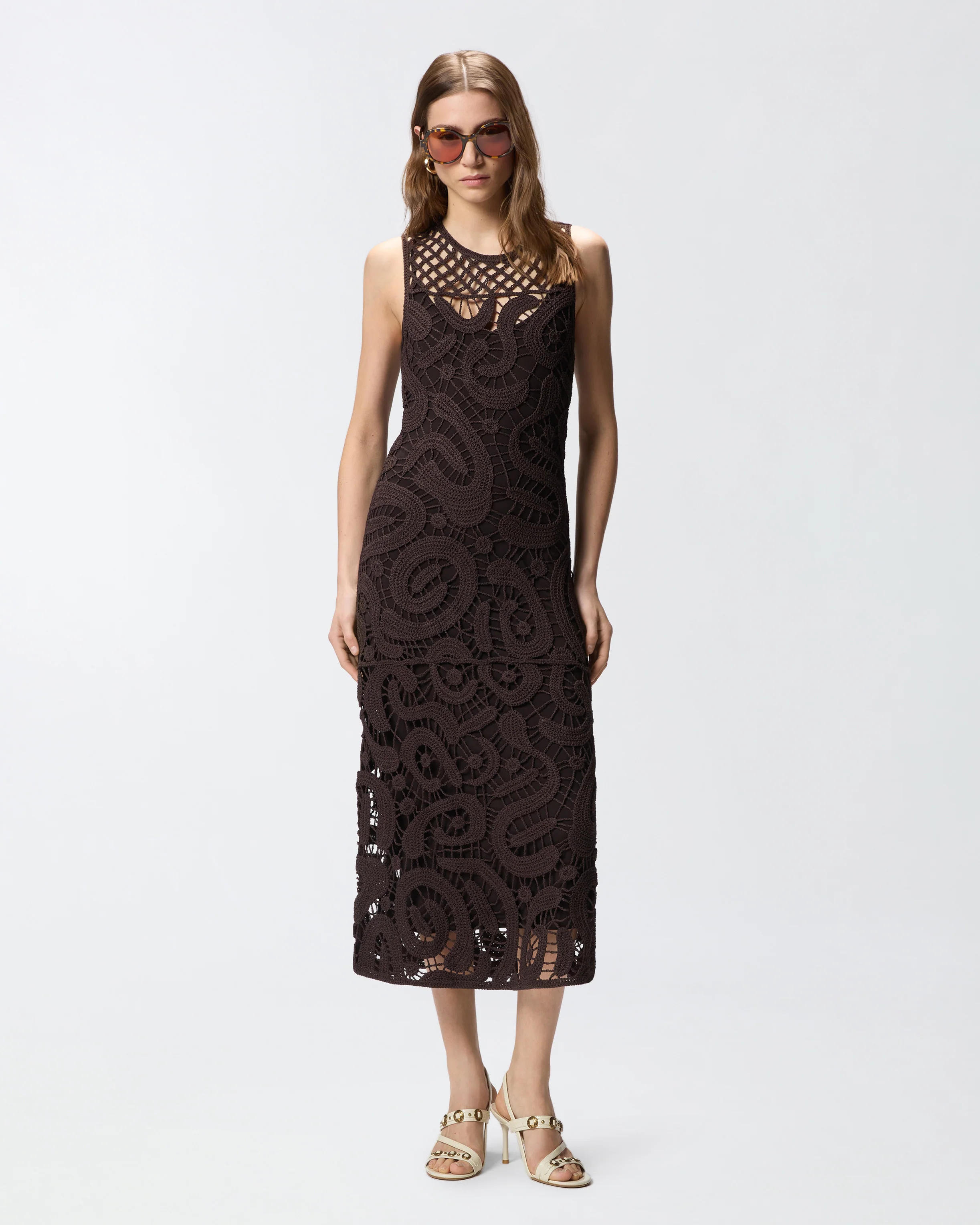 Sleeveless midi dress in geometric crochet