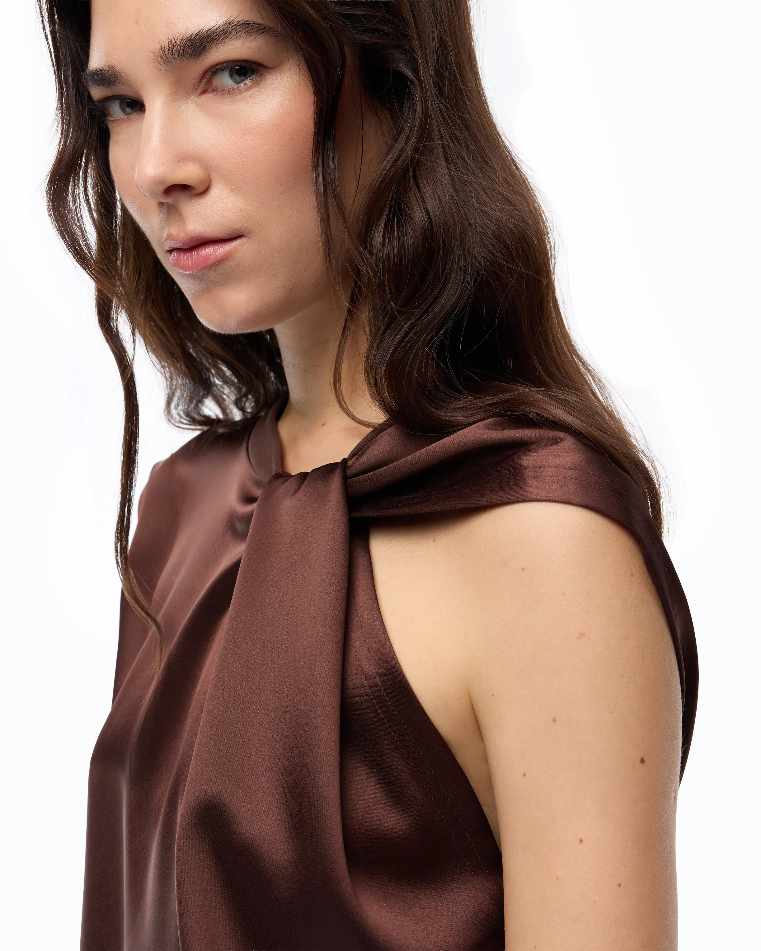 Sleeveless satin blouse - Image 4