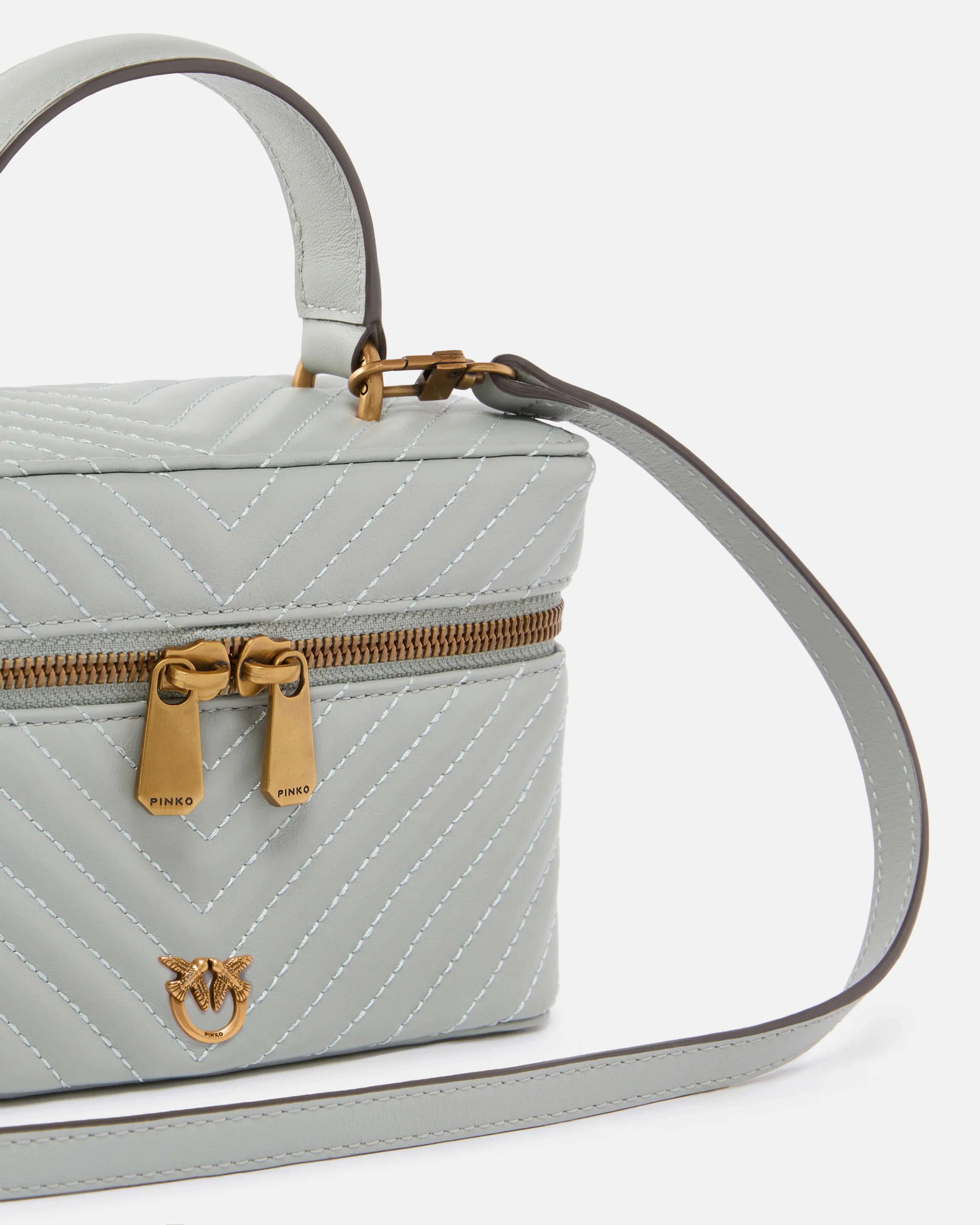 Small beauty case with shoulder strap in chevron nappa - Image 3