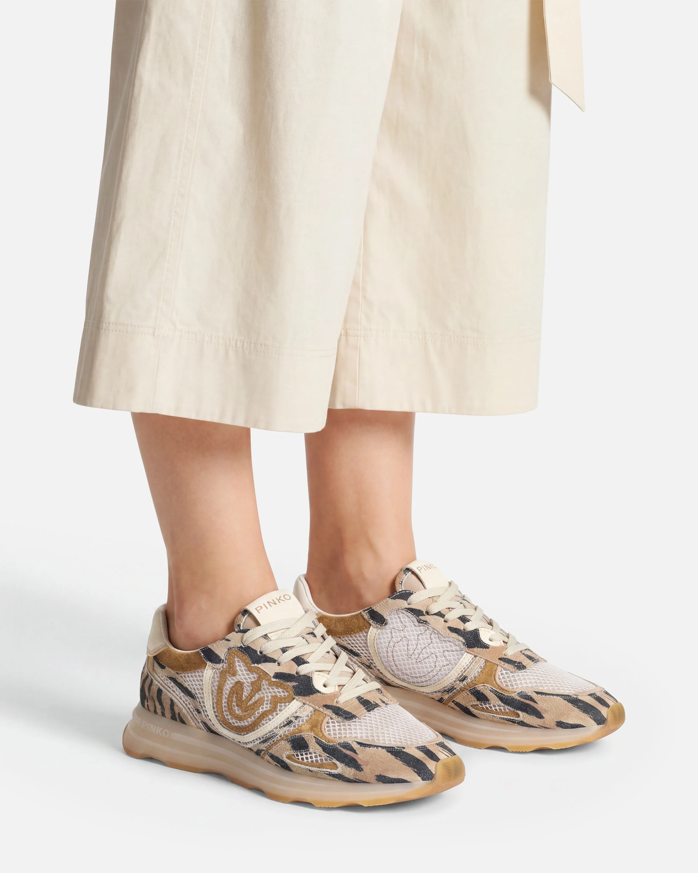 Sneakers with Love Birds logo and animal print - Image 10