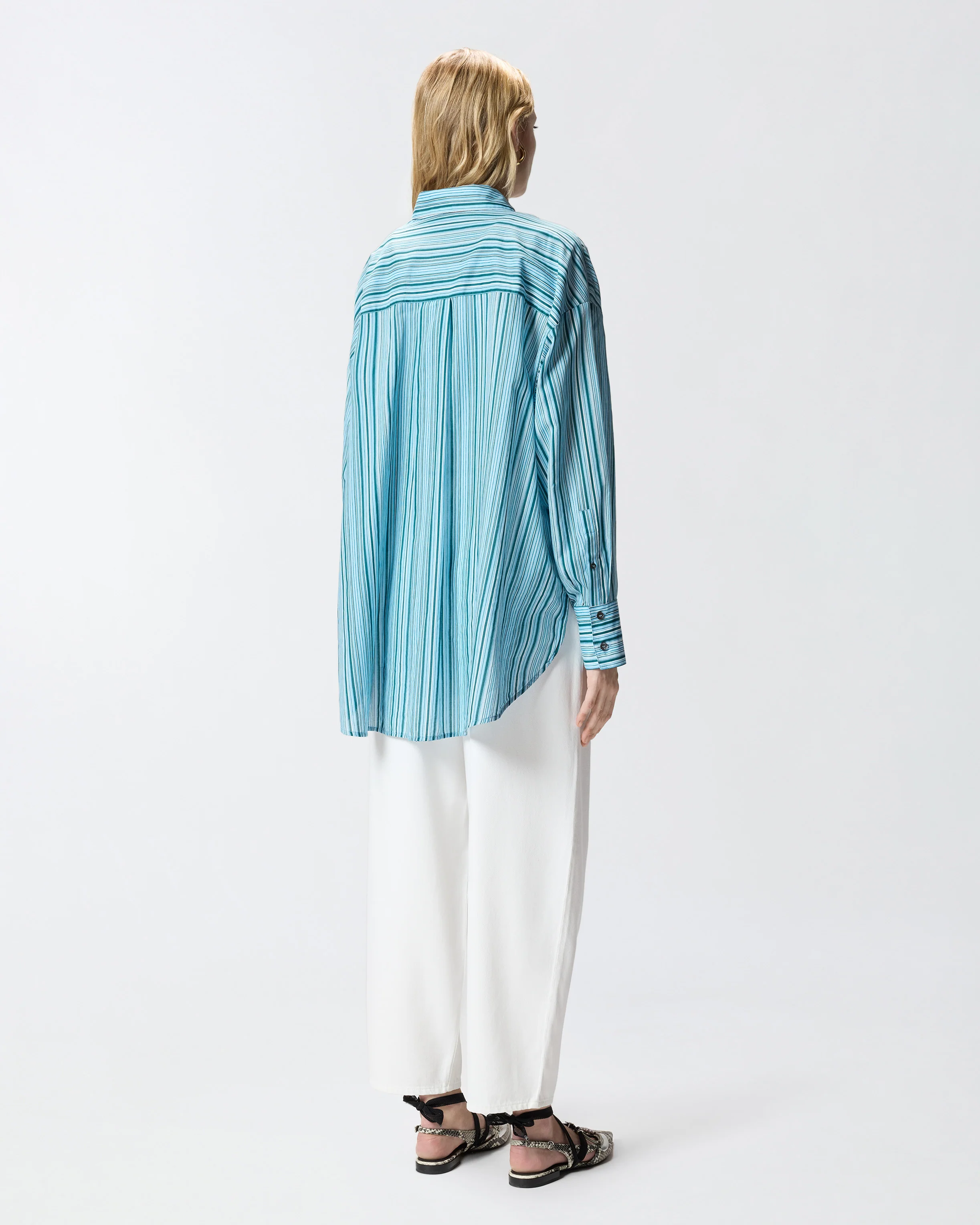Striped cotton shirt with pockets - Image 3