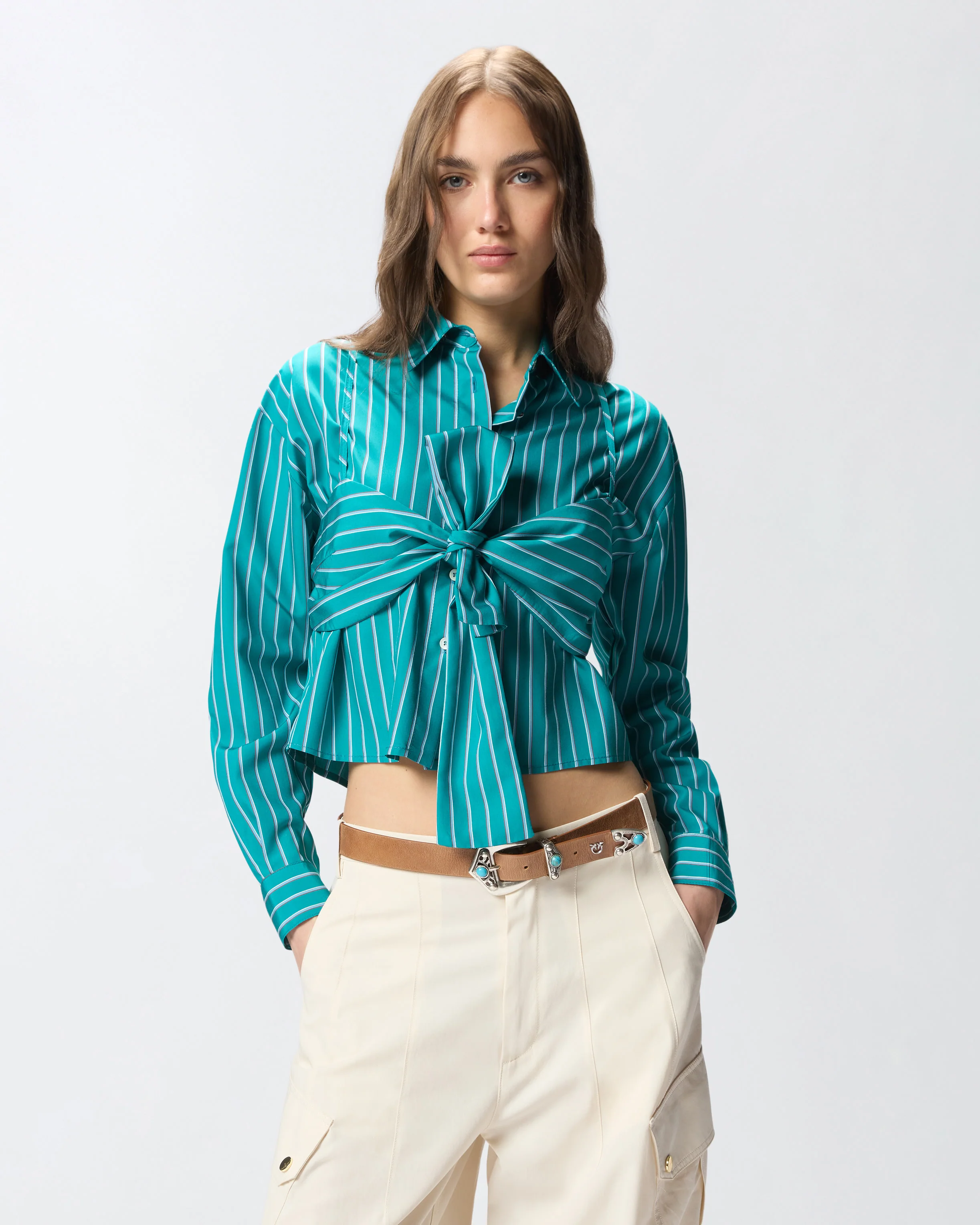Striped cropped shirt with bow