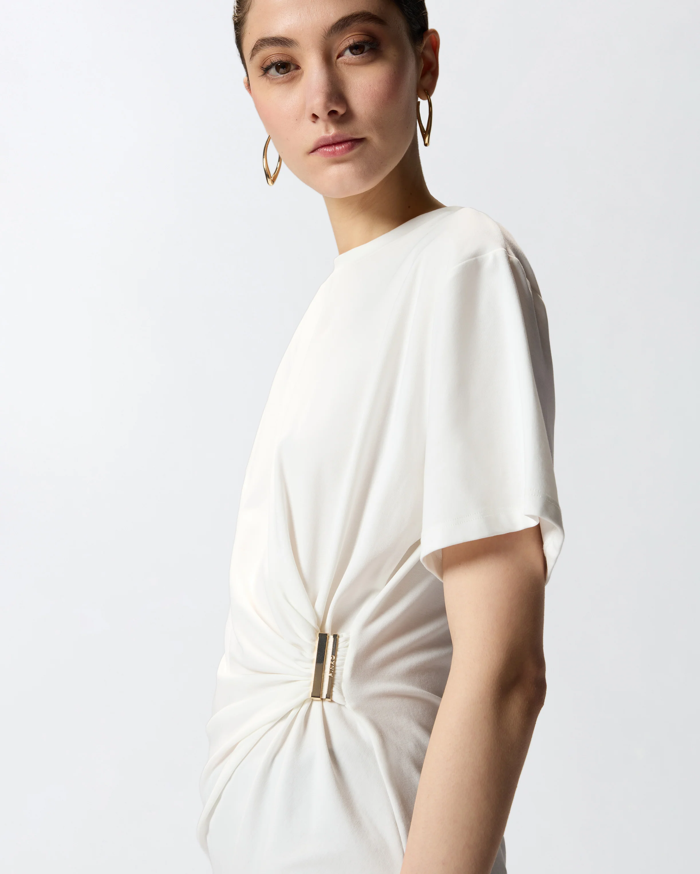 T-shirt with draping and gold detail - Image 4