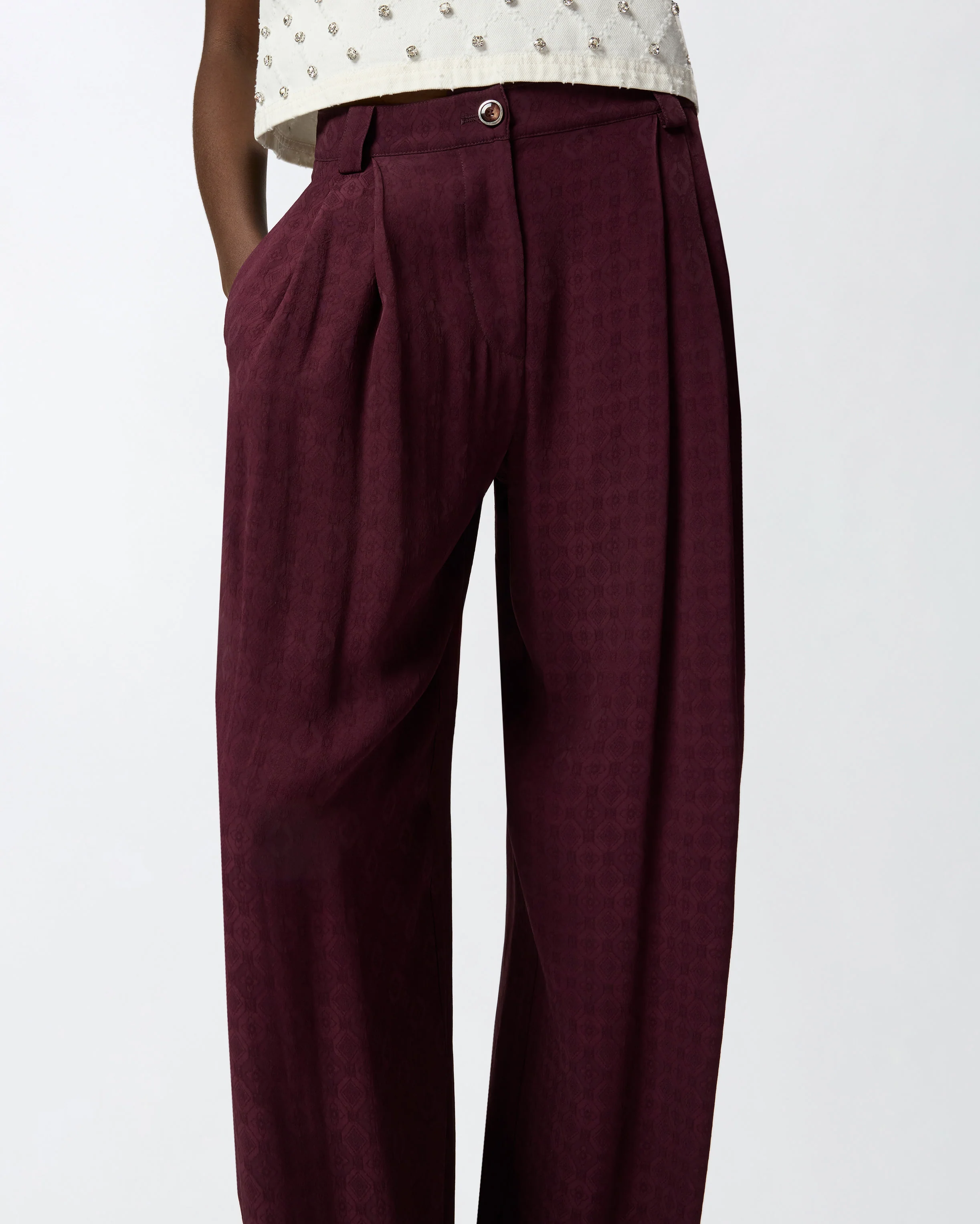 Trousers in jacquard with tie motif - Image 4