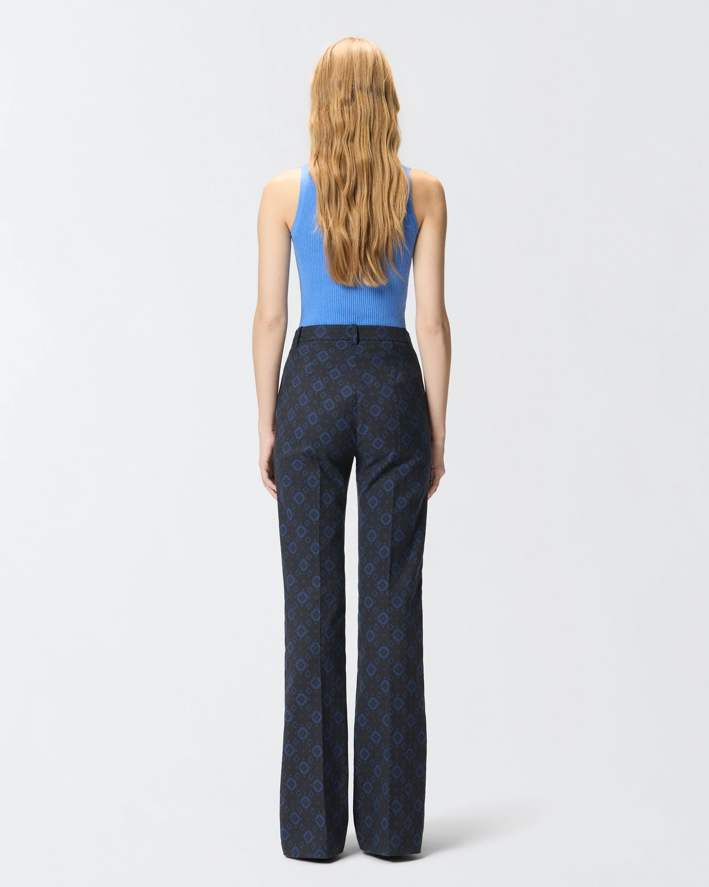 Trousers with a geometric and floral motif - Image 3