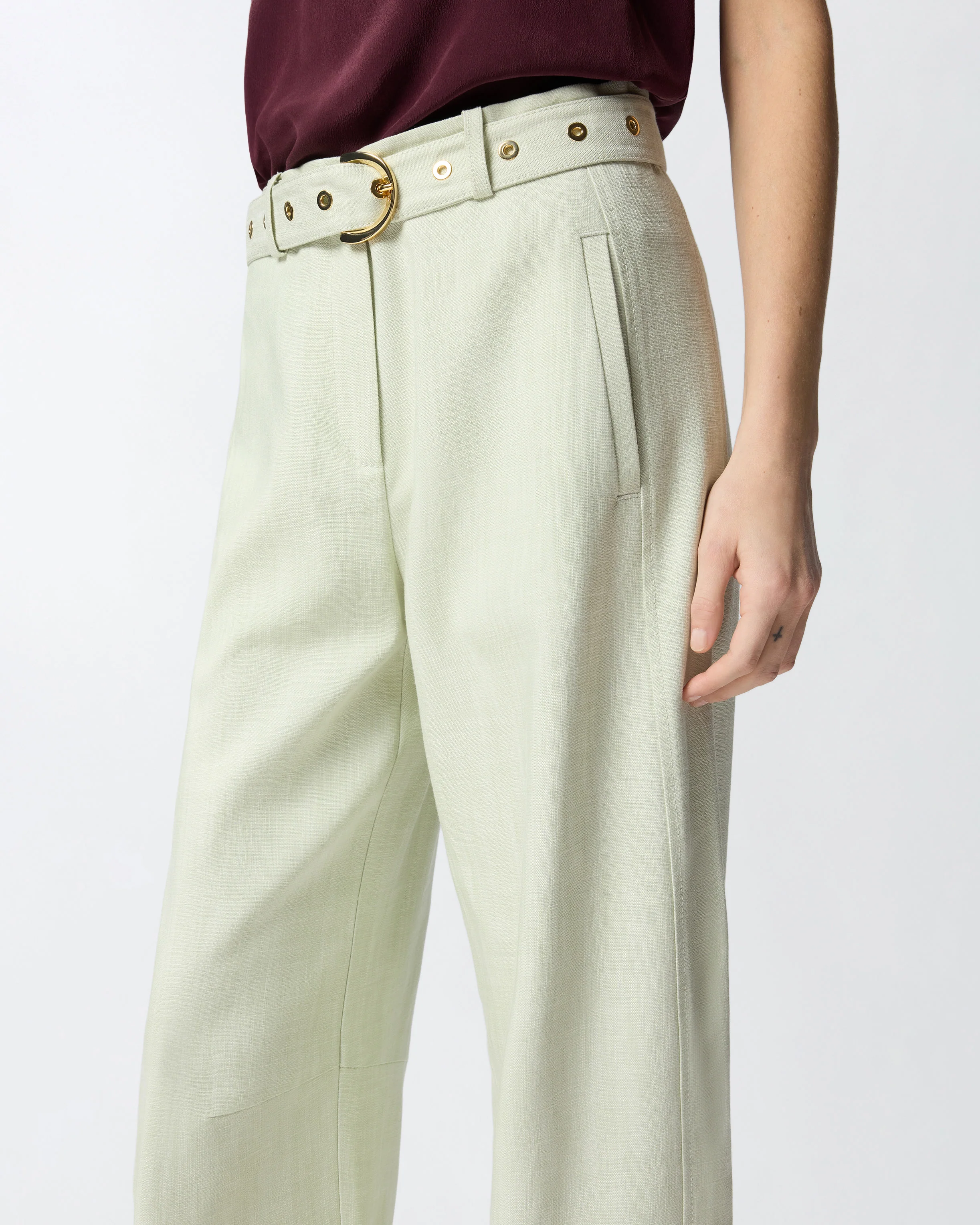 Trousers with belt - Image 4