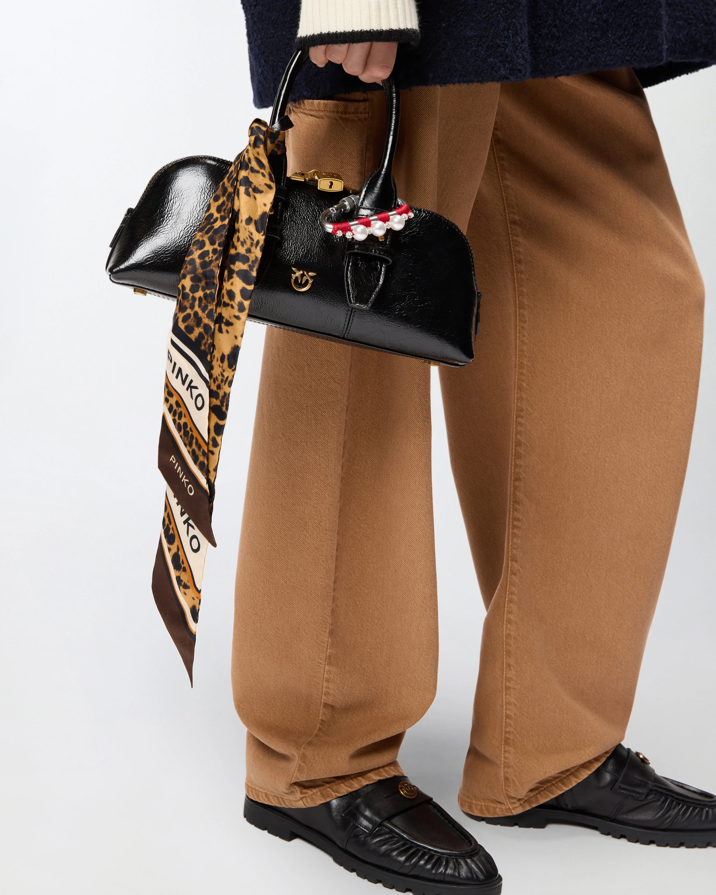 Twilly scarf with leopard print - Image 4