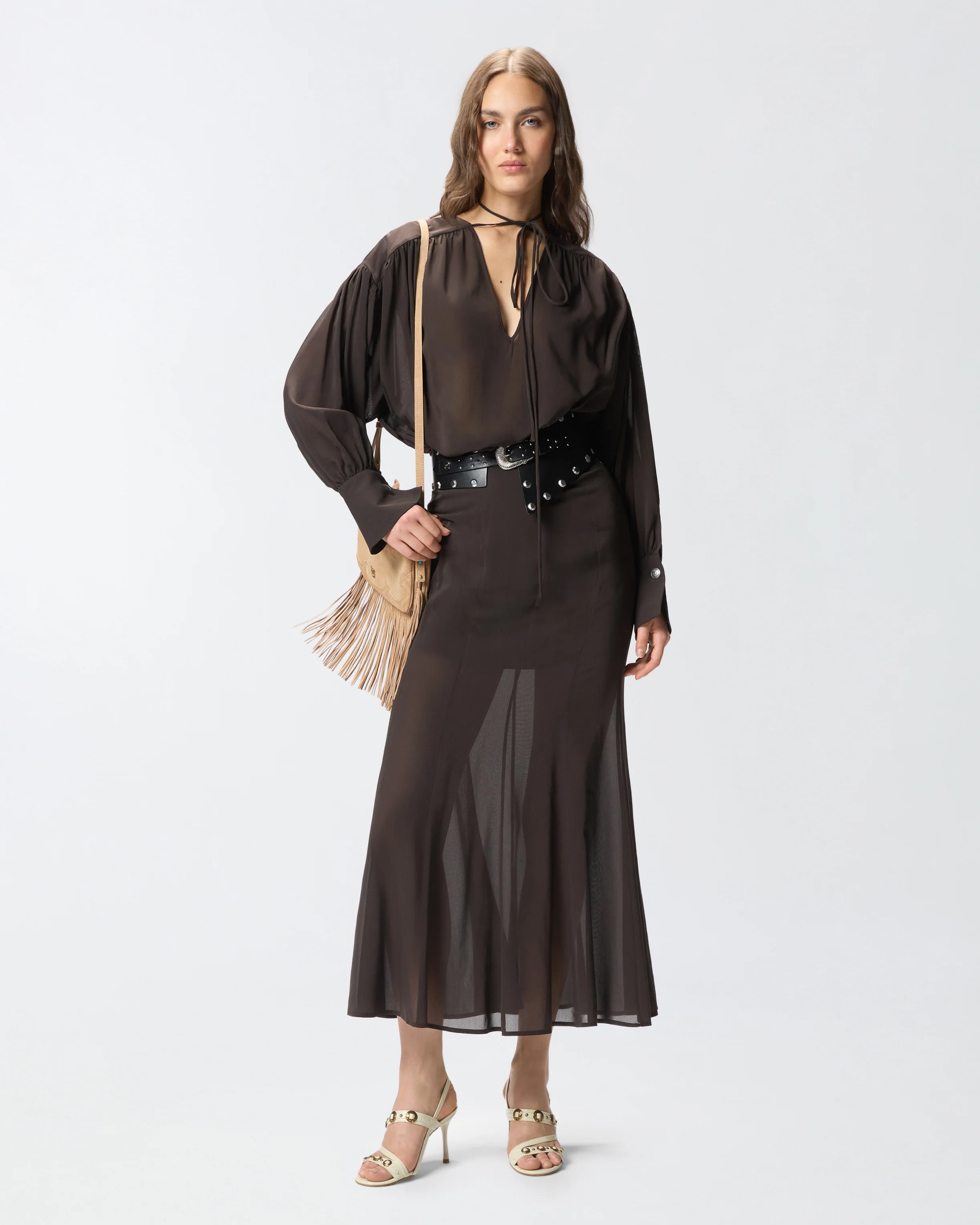 V-neck blouse with gathering - Image 2