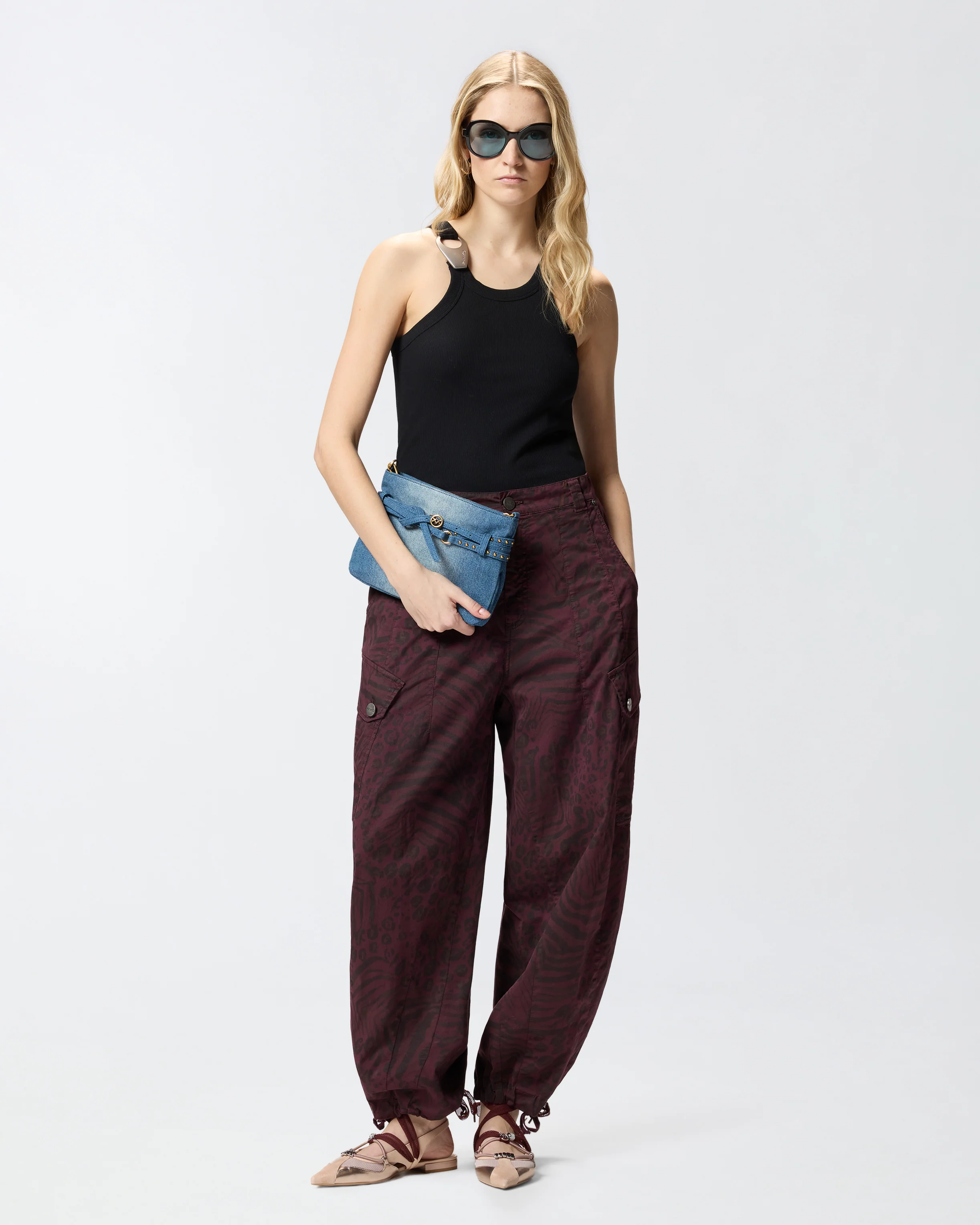 Vest top with pendant buckle - Image 2