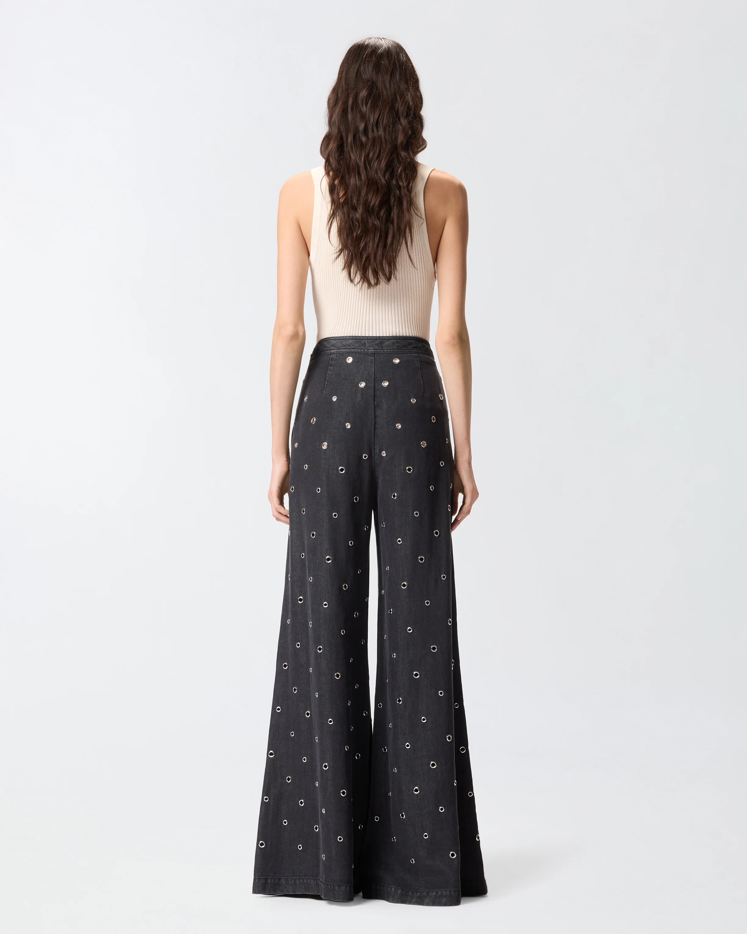Wide-leg jeans in dark denim with eyelets - Image 3