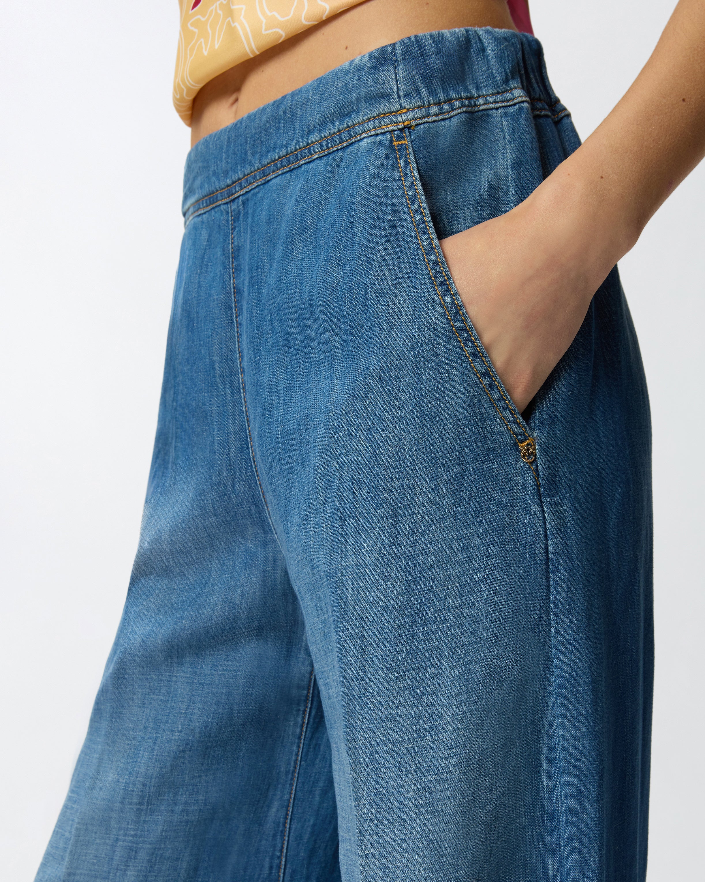 Wide-leg jeans in linen-blend denim - Image 4