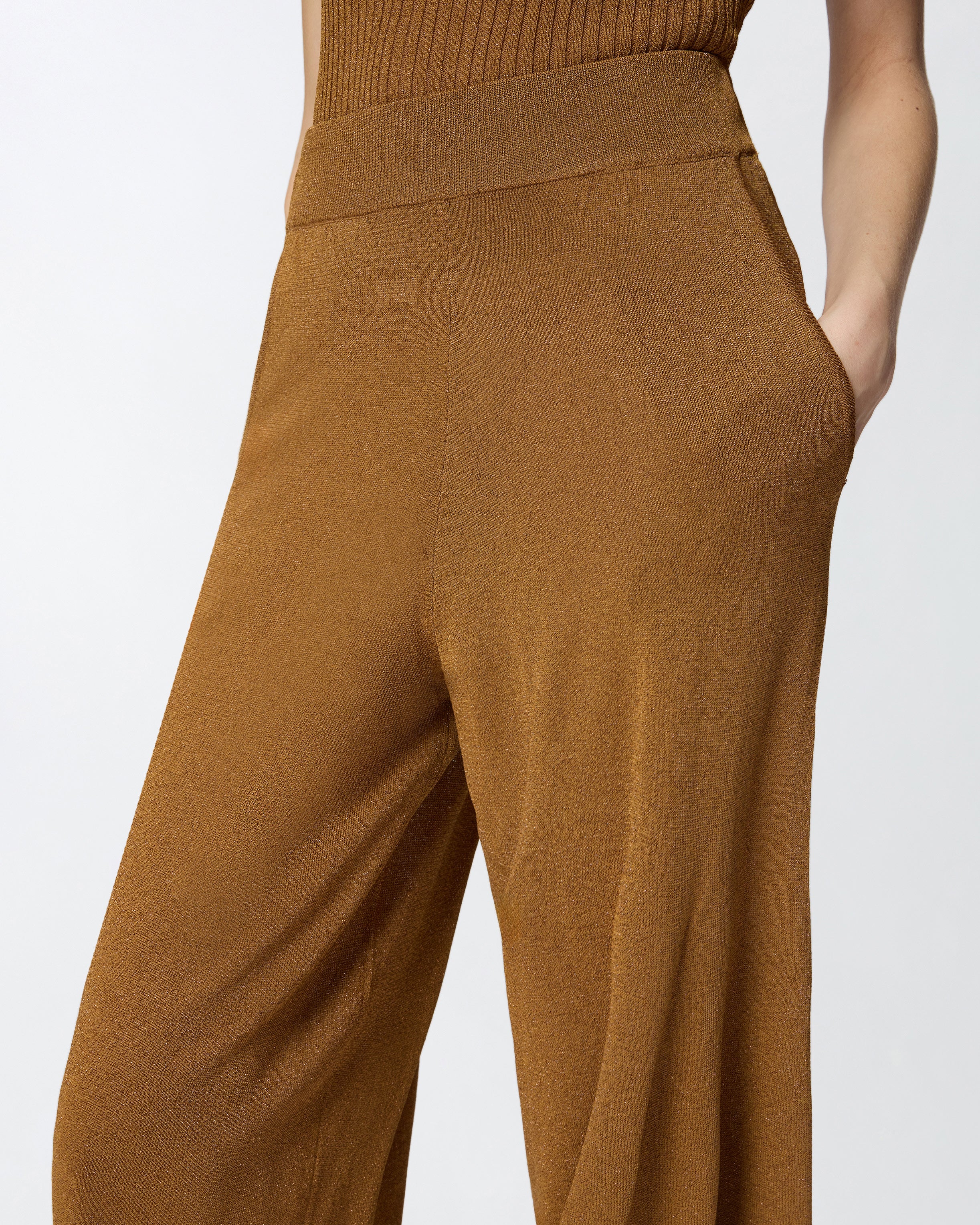 Wide-leg trousers with metallic yarn - Image 4